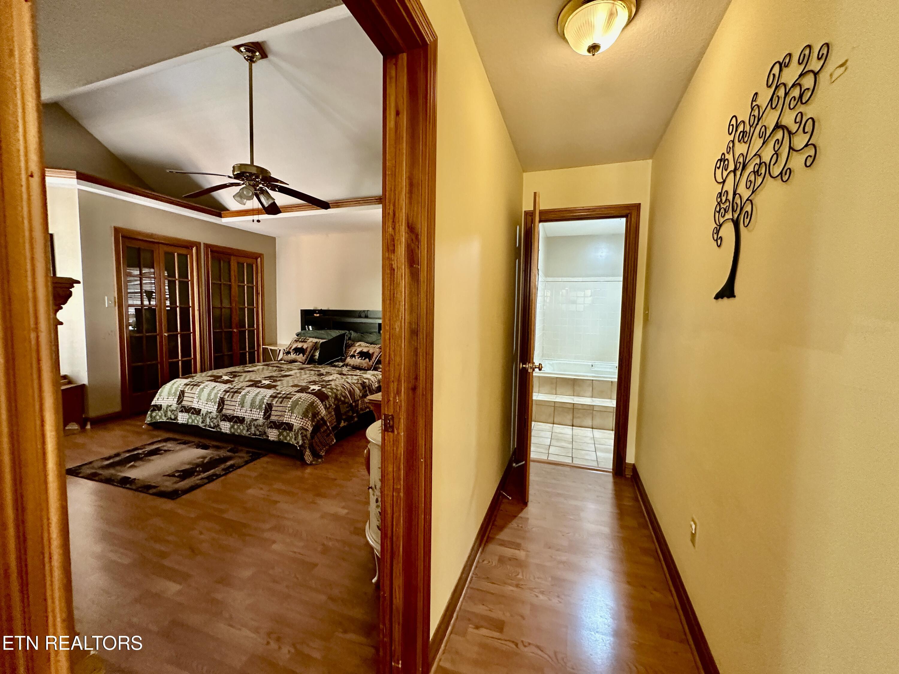 328 N Dark Hollow Road Andersonville TN 37705