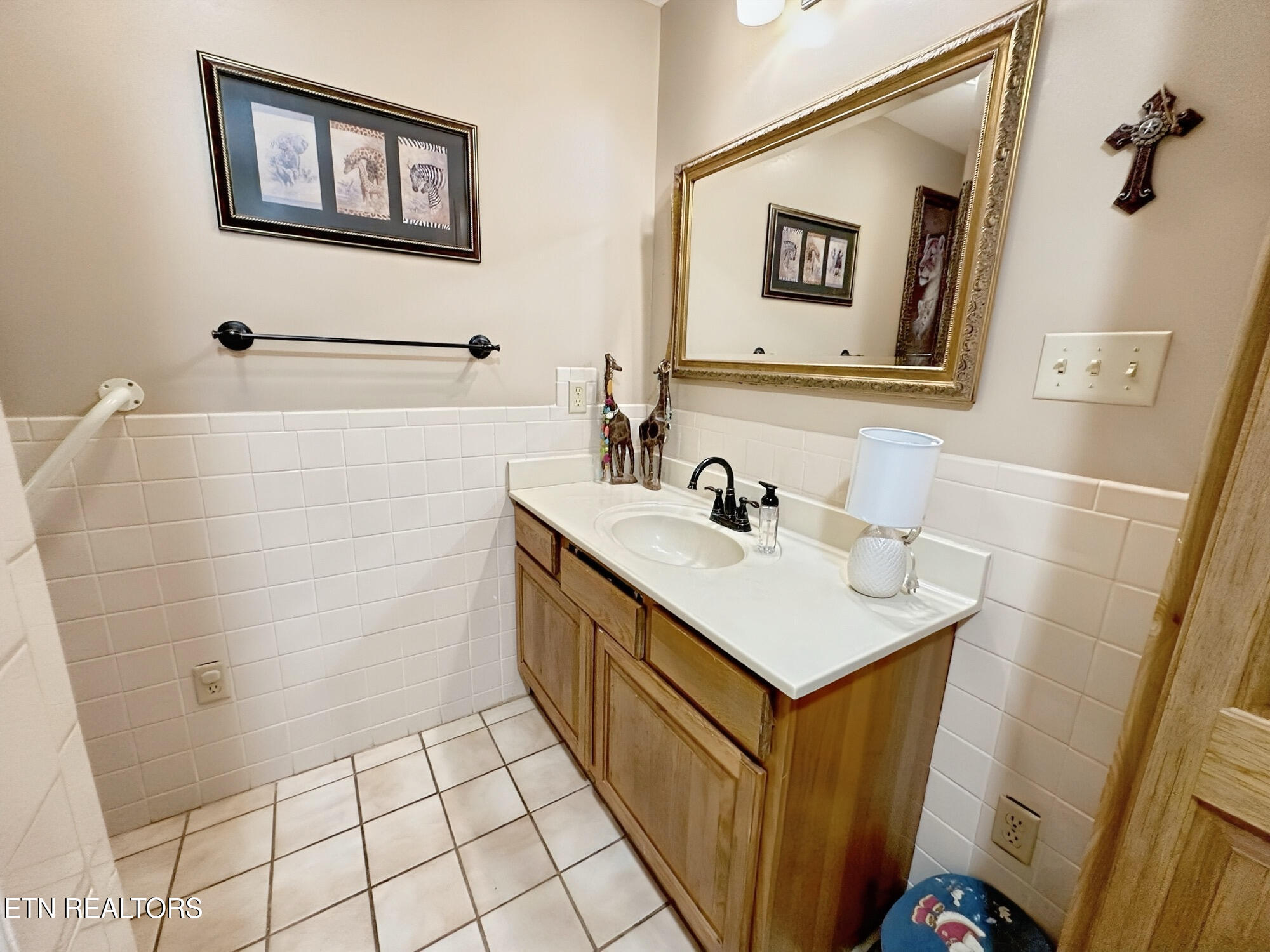 328 N Dark Hollow Road Andersonville TN 37705