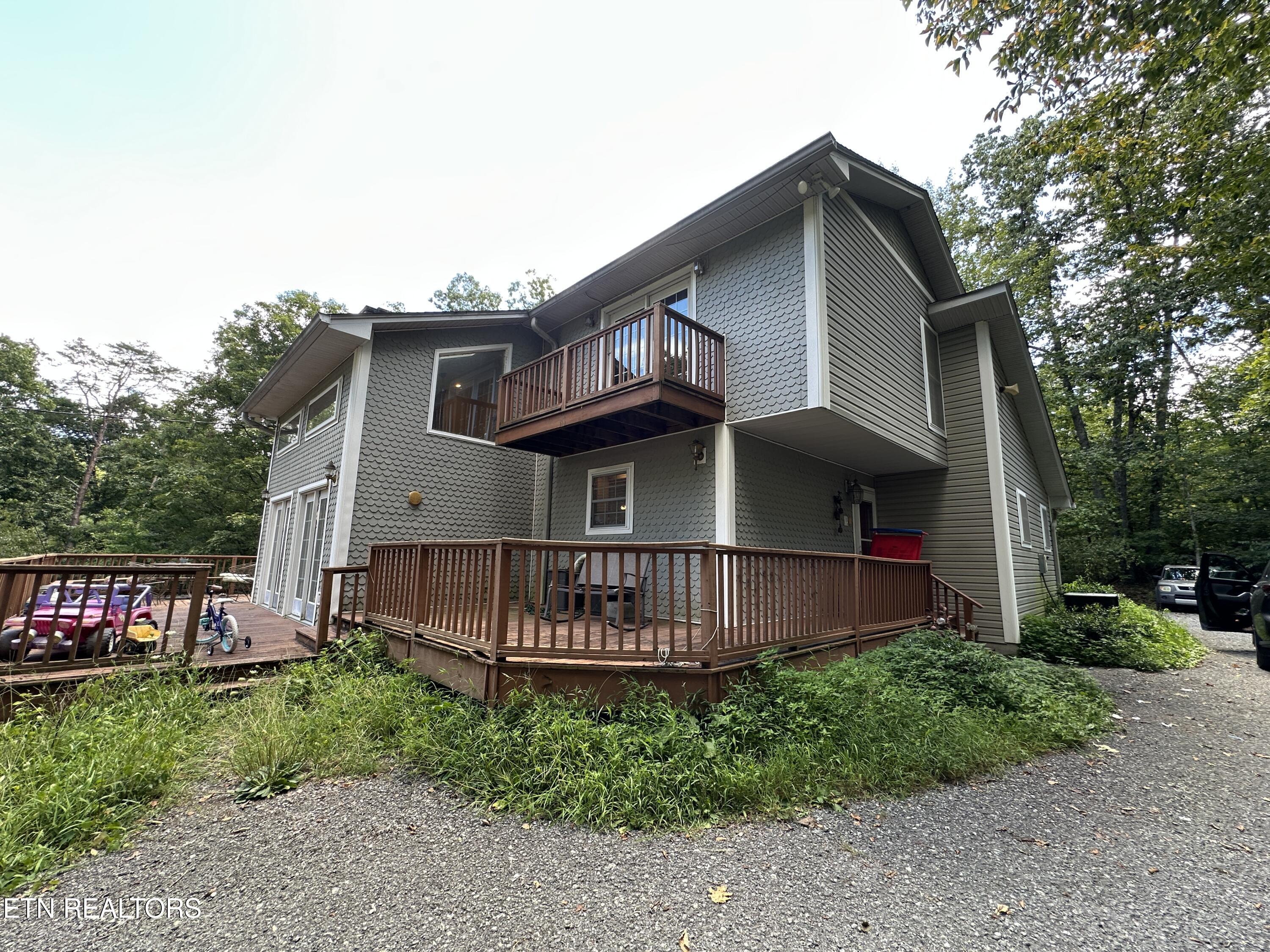 328 N Dark Hollow Road Andersonville TN 37705