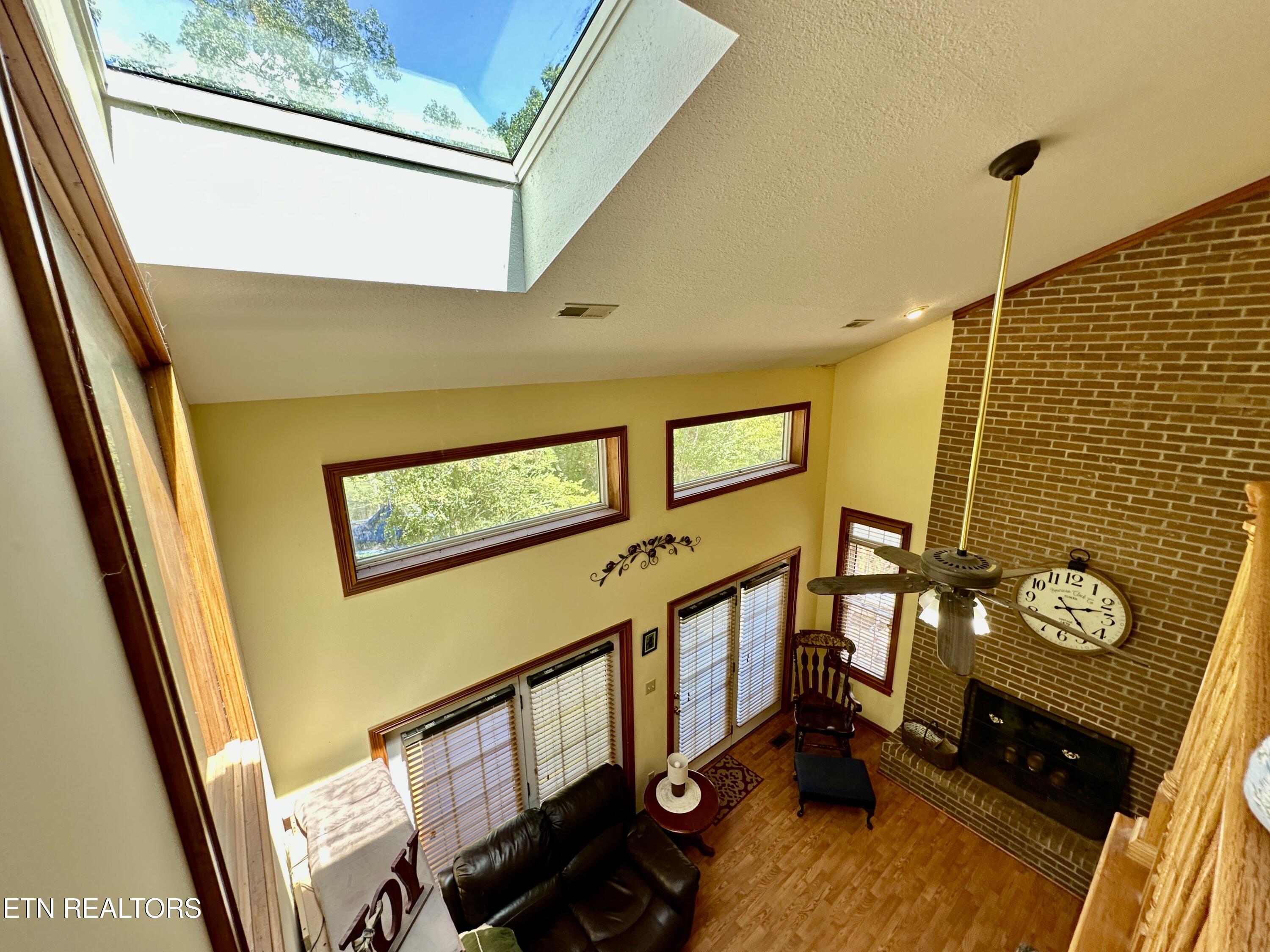 328 N Dark Hollow Road Andersonville TN 37705