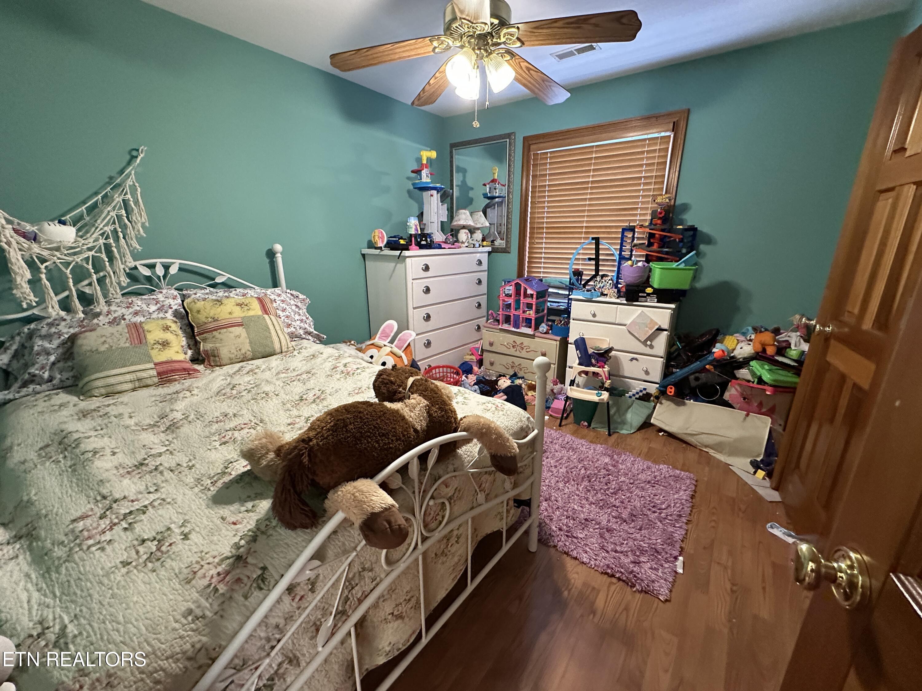 328 N Dark Hollow Road Andersonville TN 37705