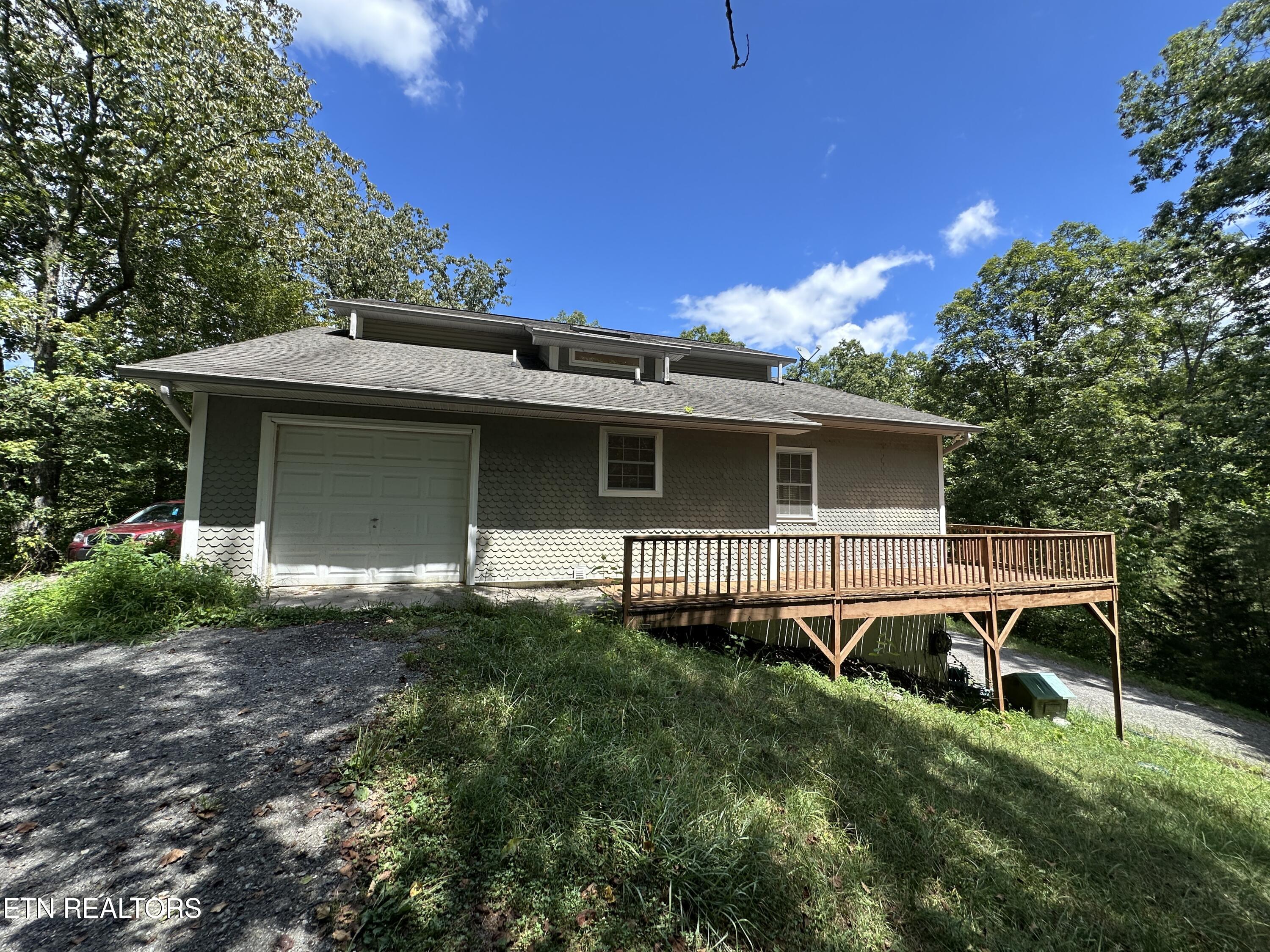 328 N Dark Hollow Road Andersonville TN 37705