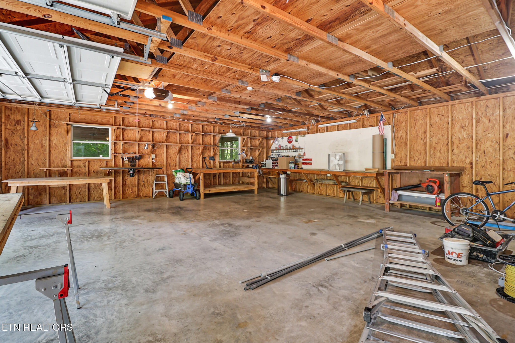 227 Avondale Lane Sparta TN 38583