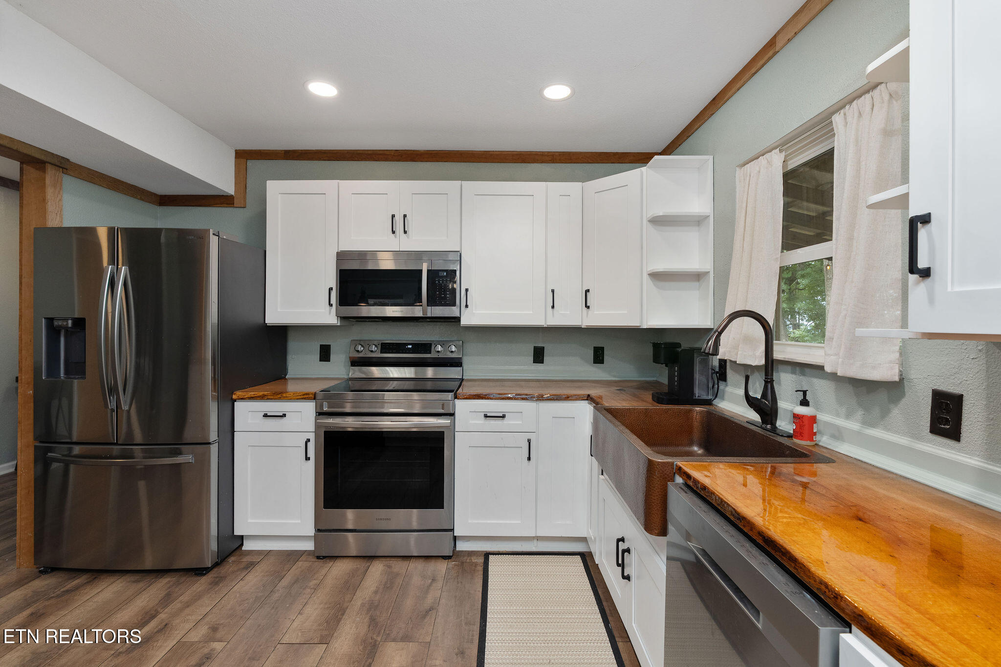 148 Chimney Rock Lane Lafollette TN 37729