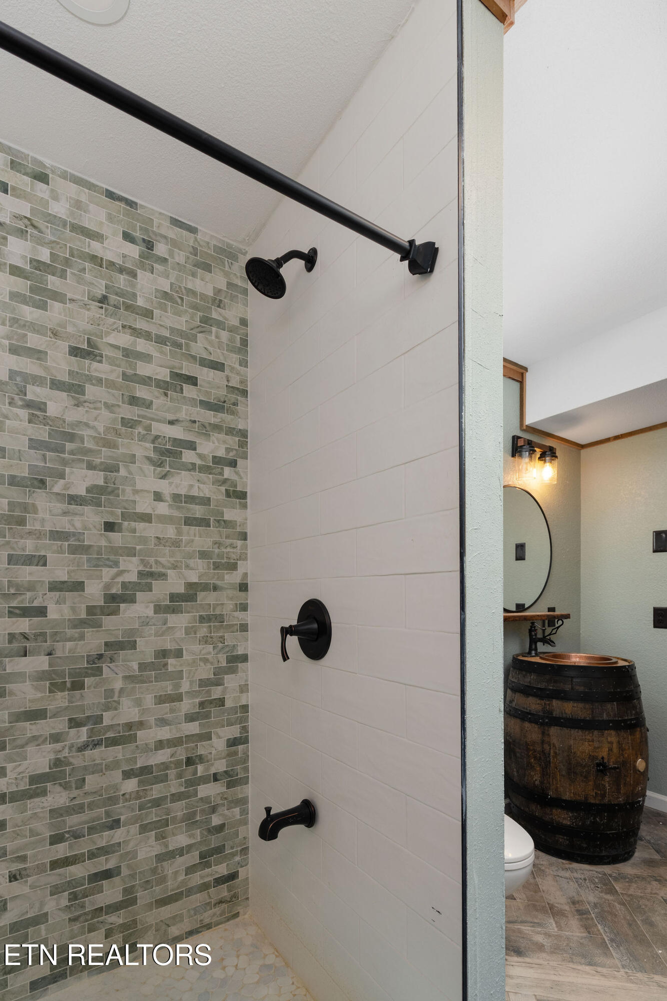 148 Chimney Rock Lane Lafollette TN 37729