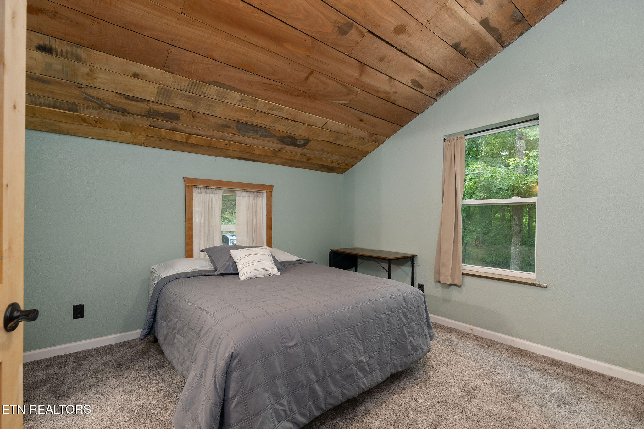 148 Chimney Rock Lane Lafollette TN 37729