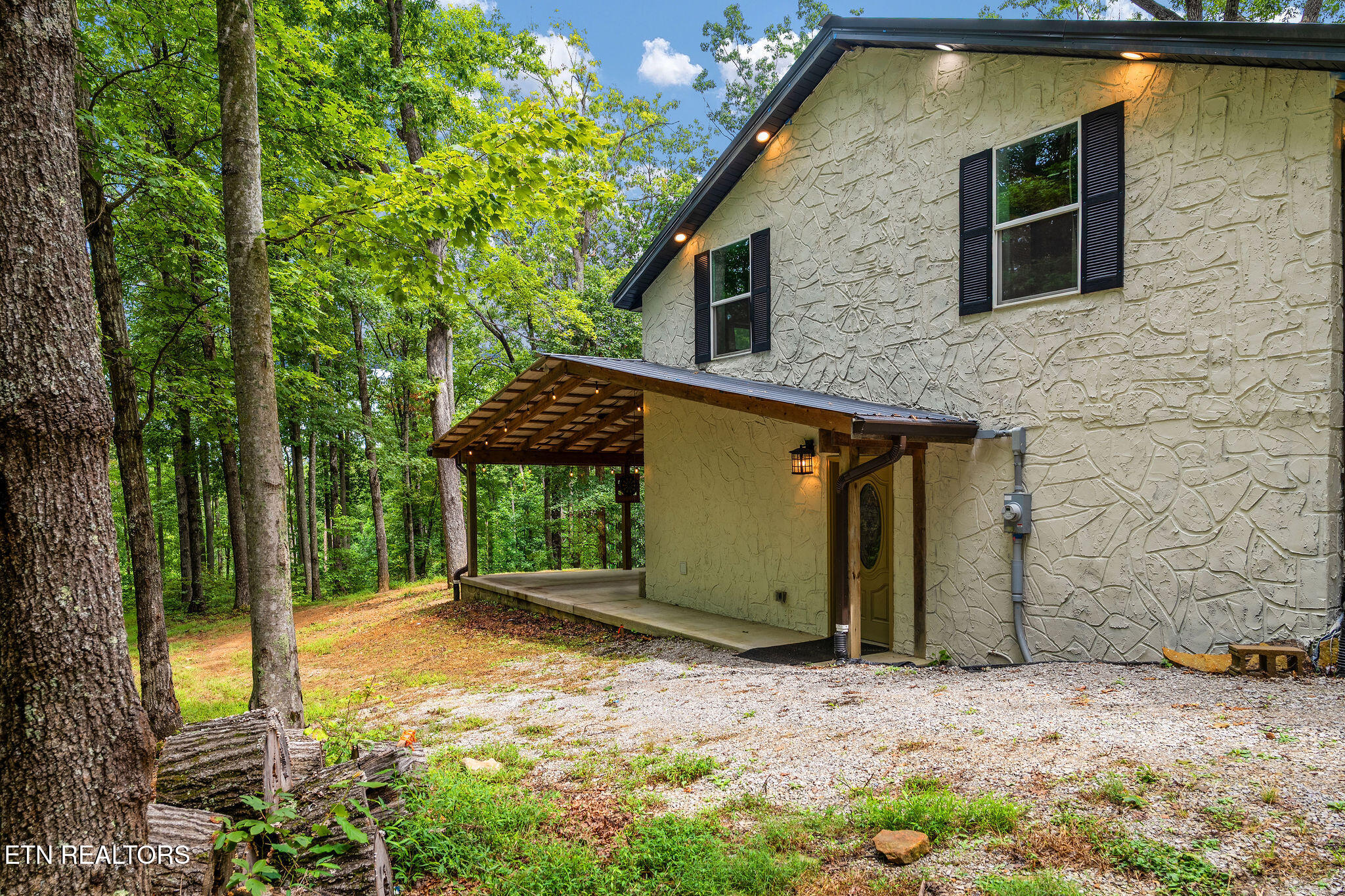 148 Chimney Rock Lane Lafollette TN 37729