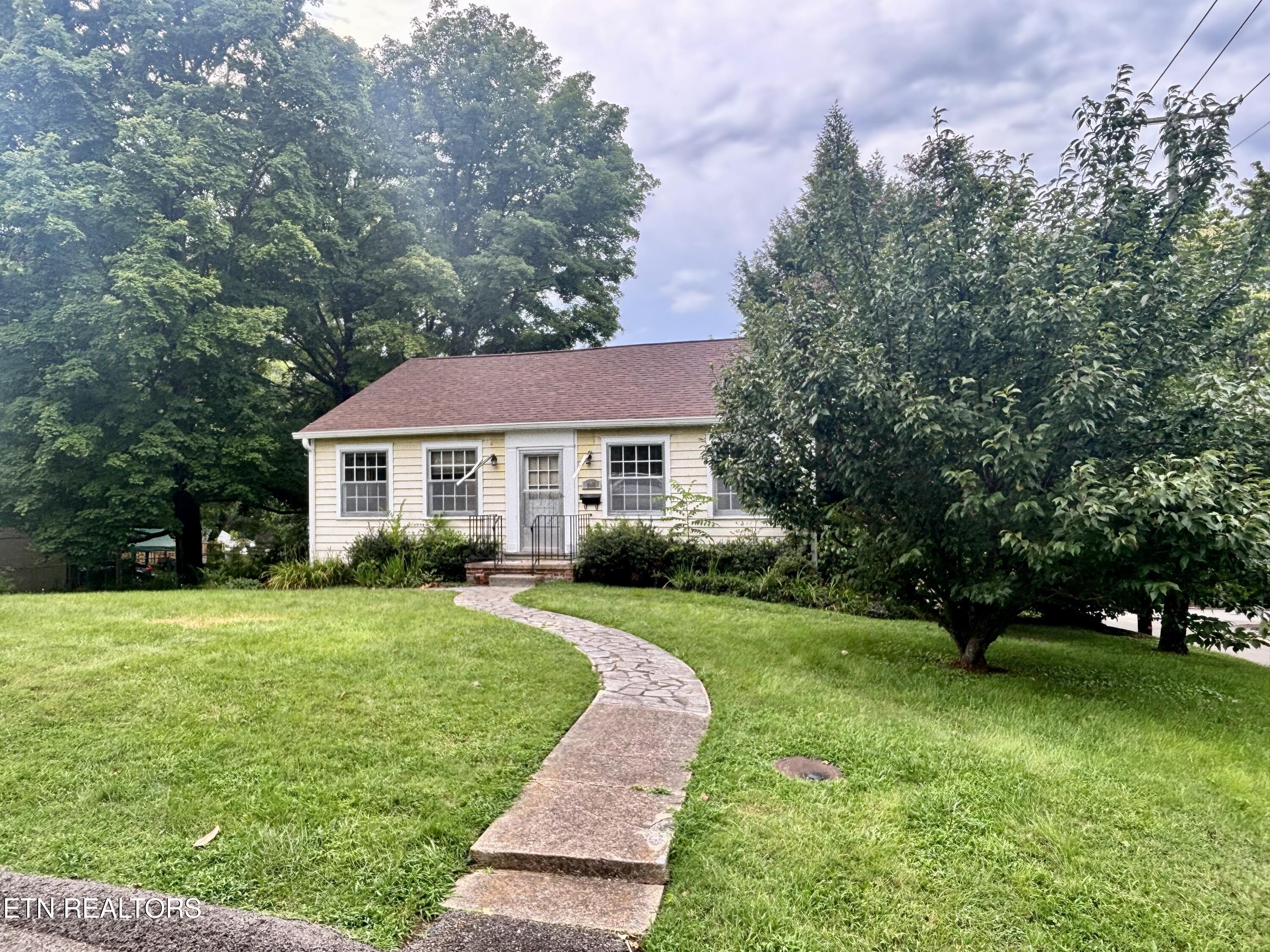 945 E Churchwell Avenue Knoxville TN 37917