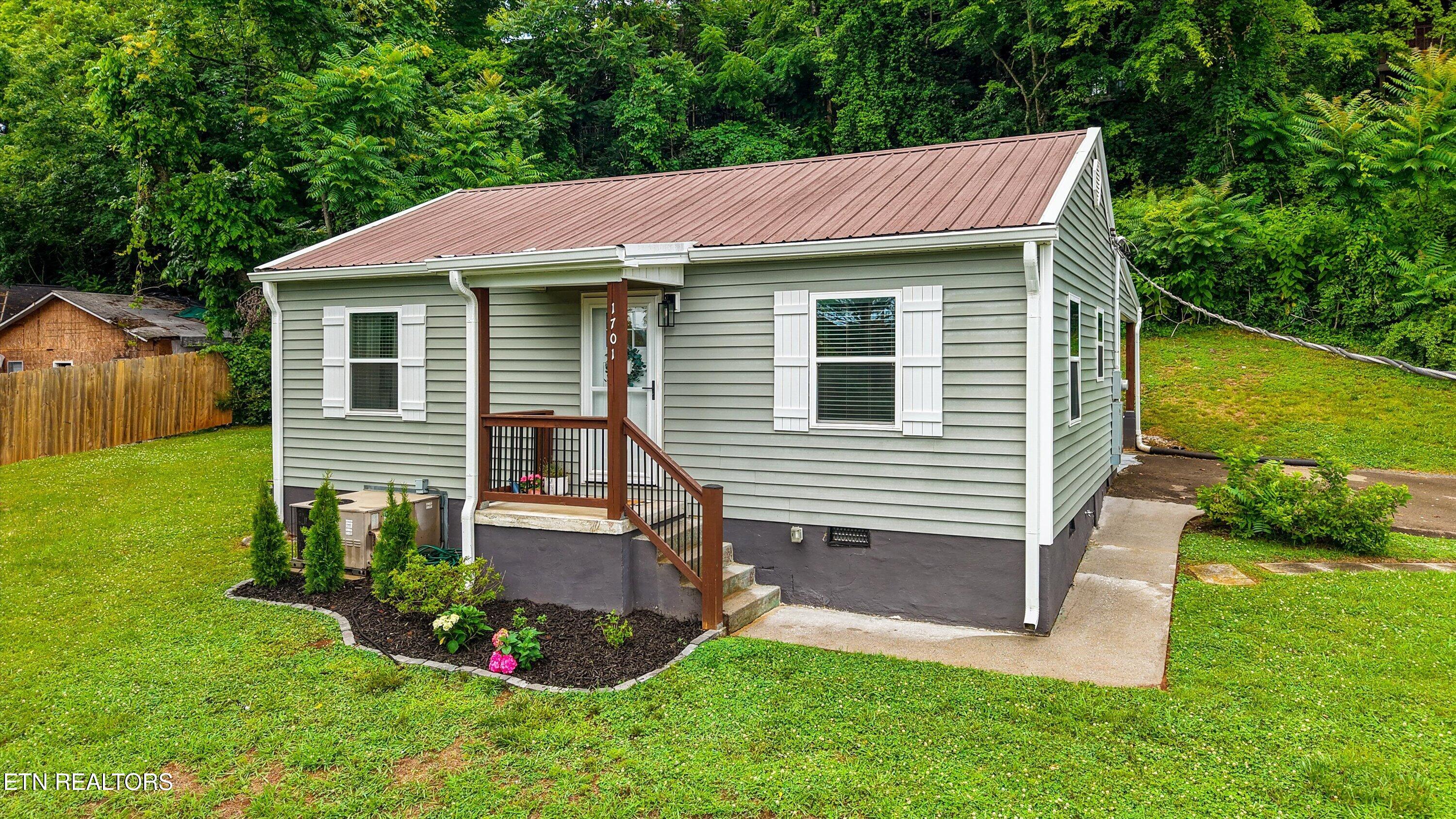 1701 Rugby Avenue Knoxville TN 37920