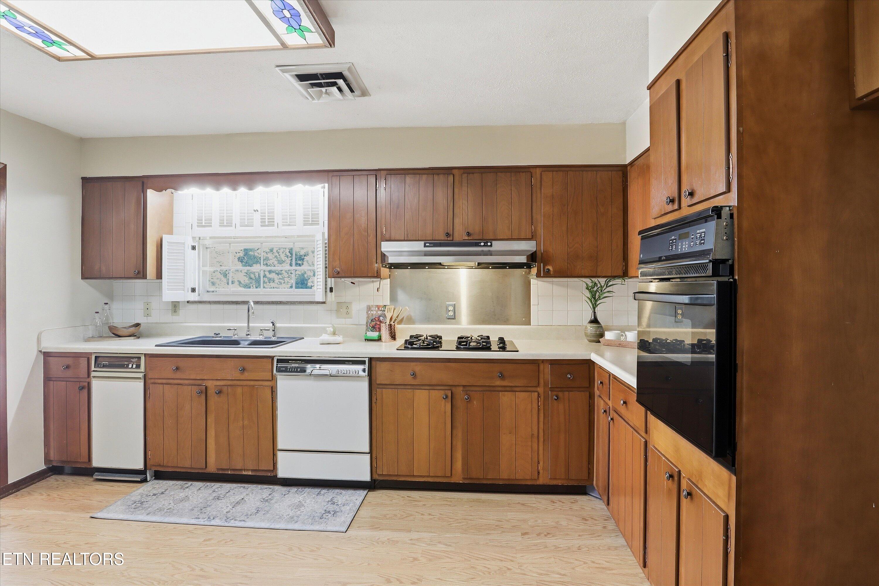 1809 River Shores Drive Knoxville TN 37914