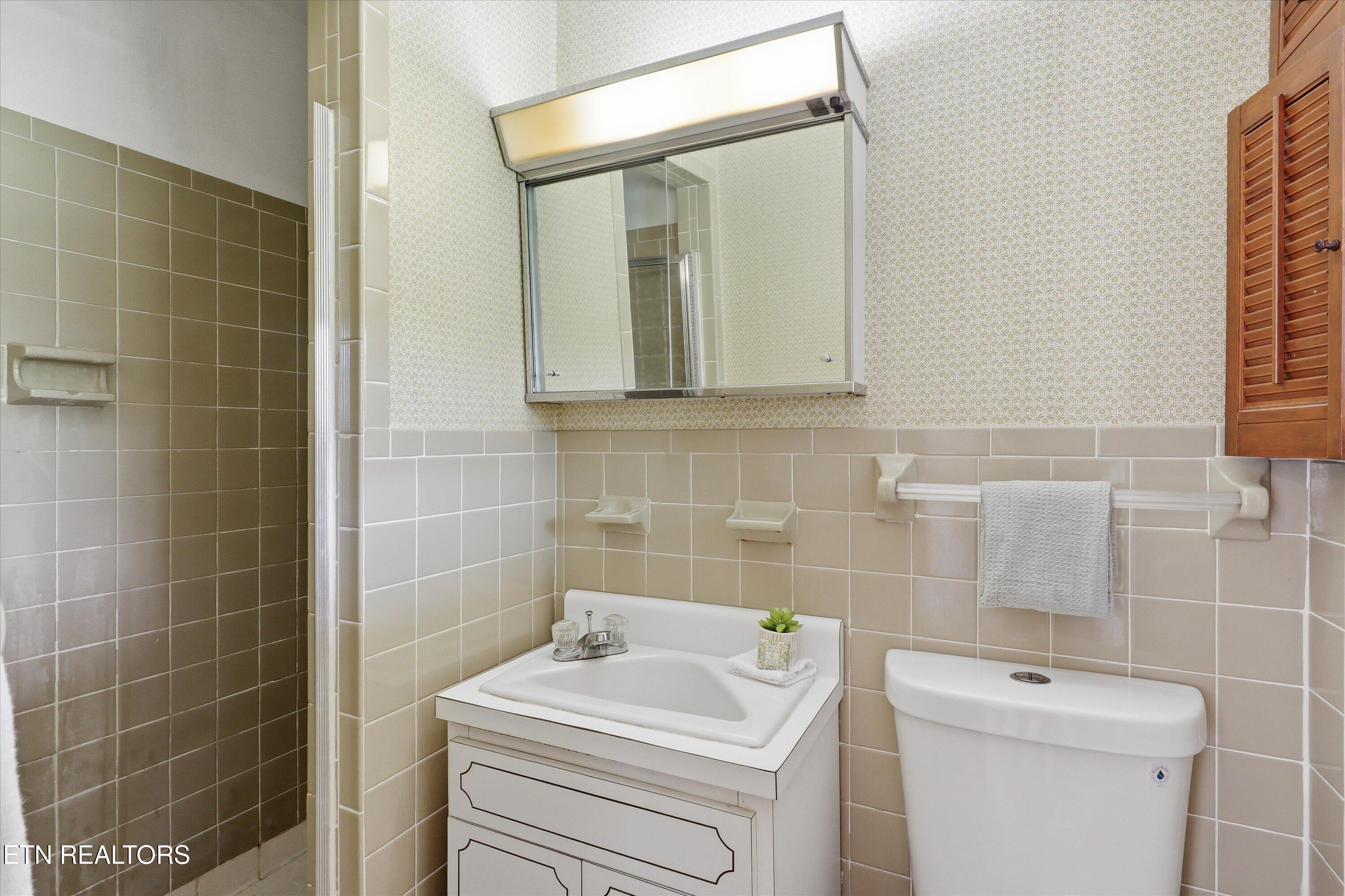 1809 River Shores Drive Knoxville TN 37914