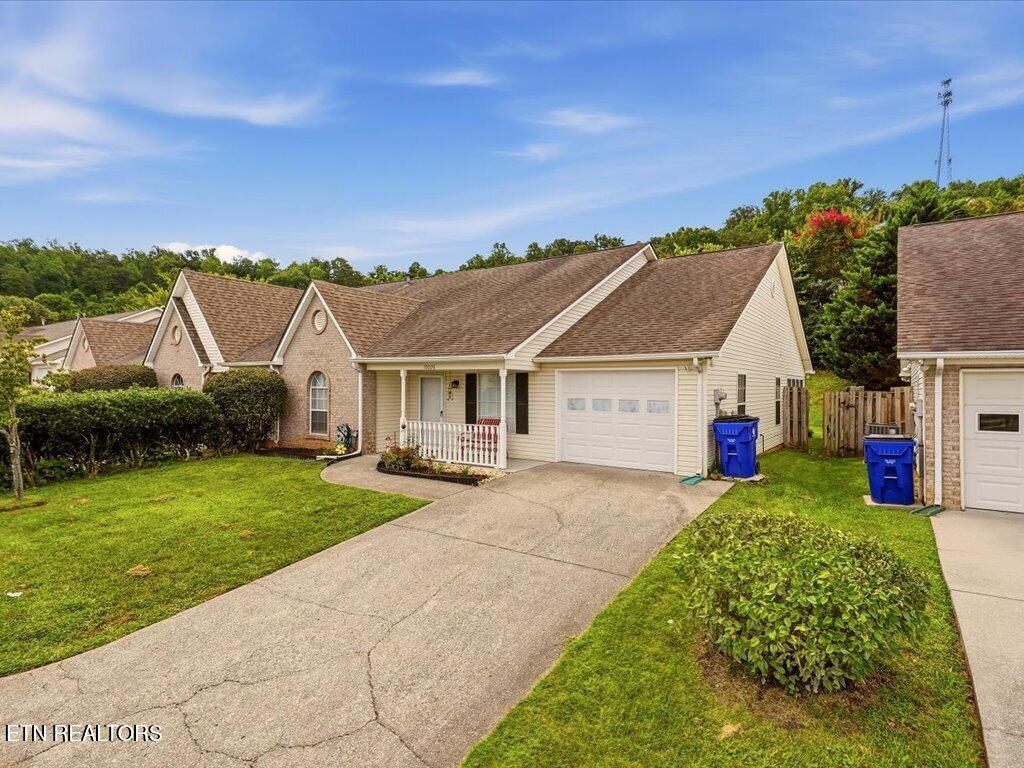 10026 Bellflower Way Knoxville TN 37932
