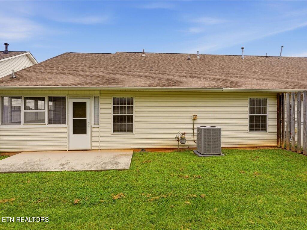 10026 Bellflower Way Knoxville TN 37932
