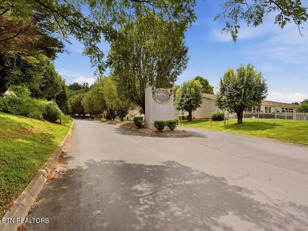 10026 Bellflower Way Knoxville TN 37932
