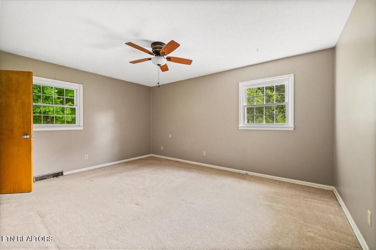 227 Fairway Drive Lafollette TN 37766