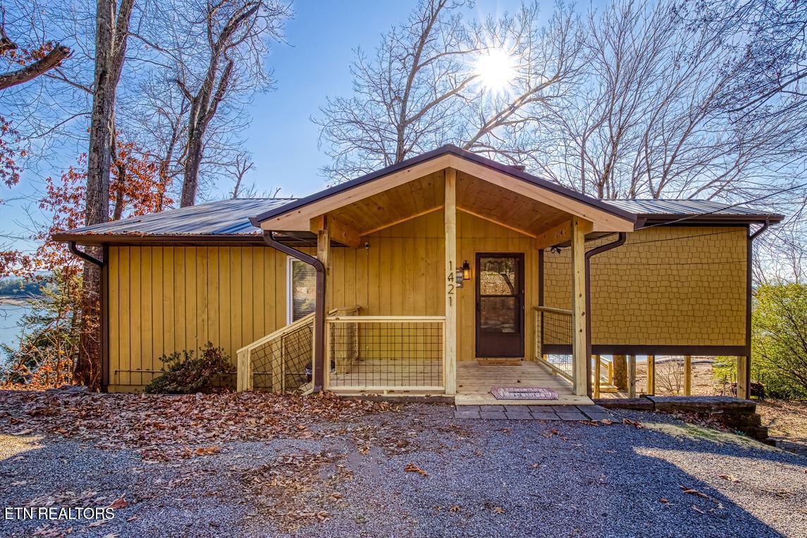 1421 Highway 139 Dandridge TN 37725