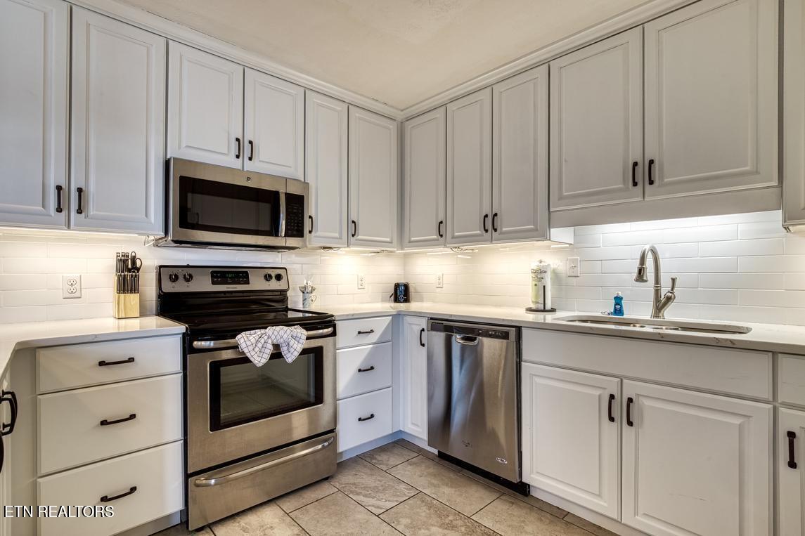 1421 Highway 139 Dandridge TN 37725