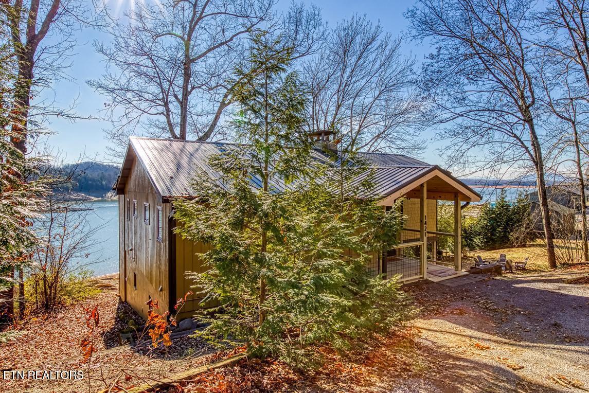 1421 Highway 139 Dandridge TN 37725