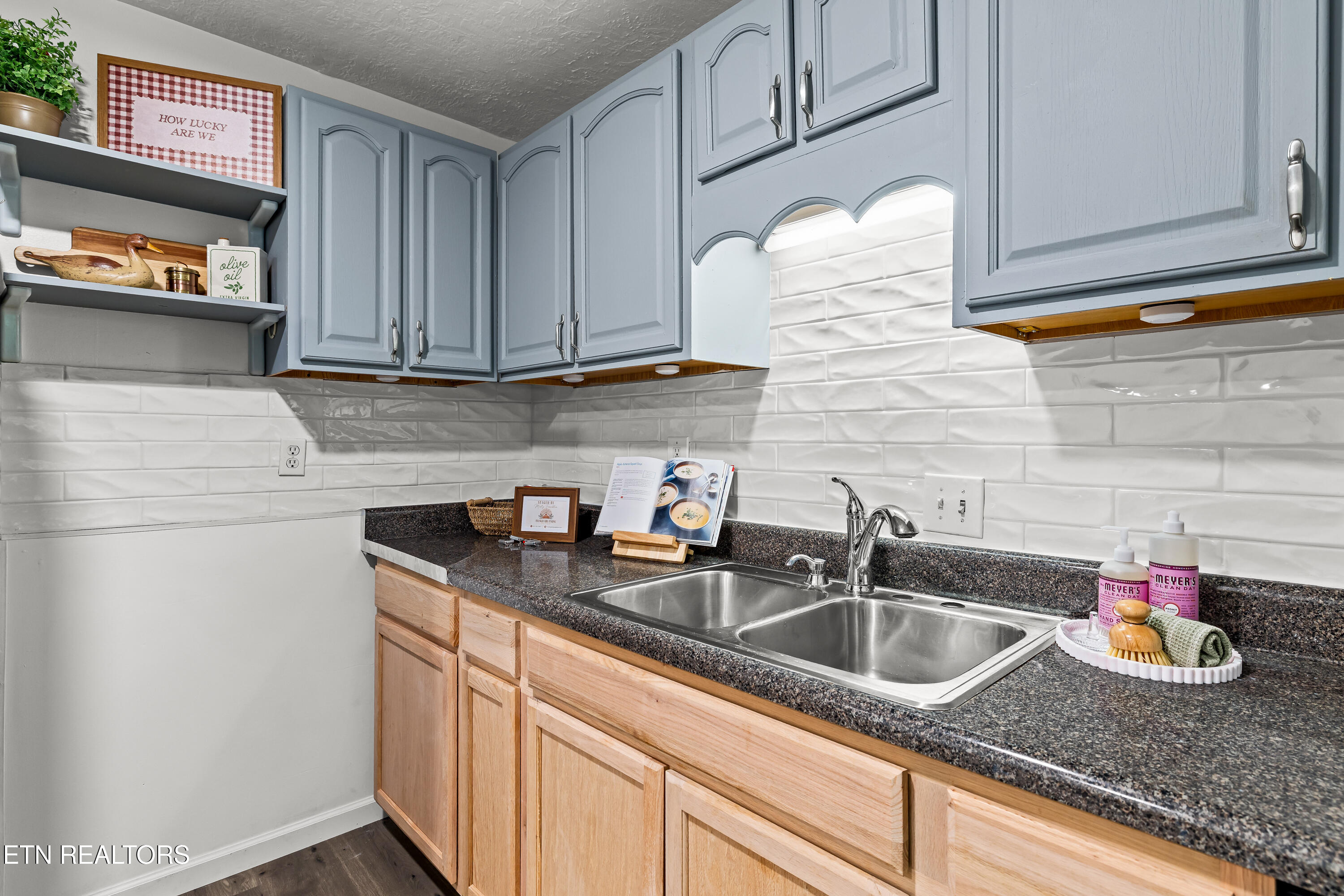 2216 Rifle Range Drive Knoxville TN 37918