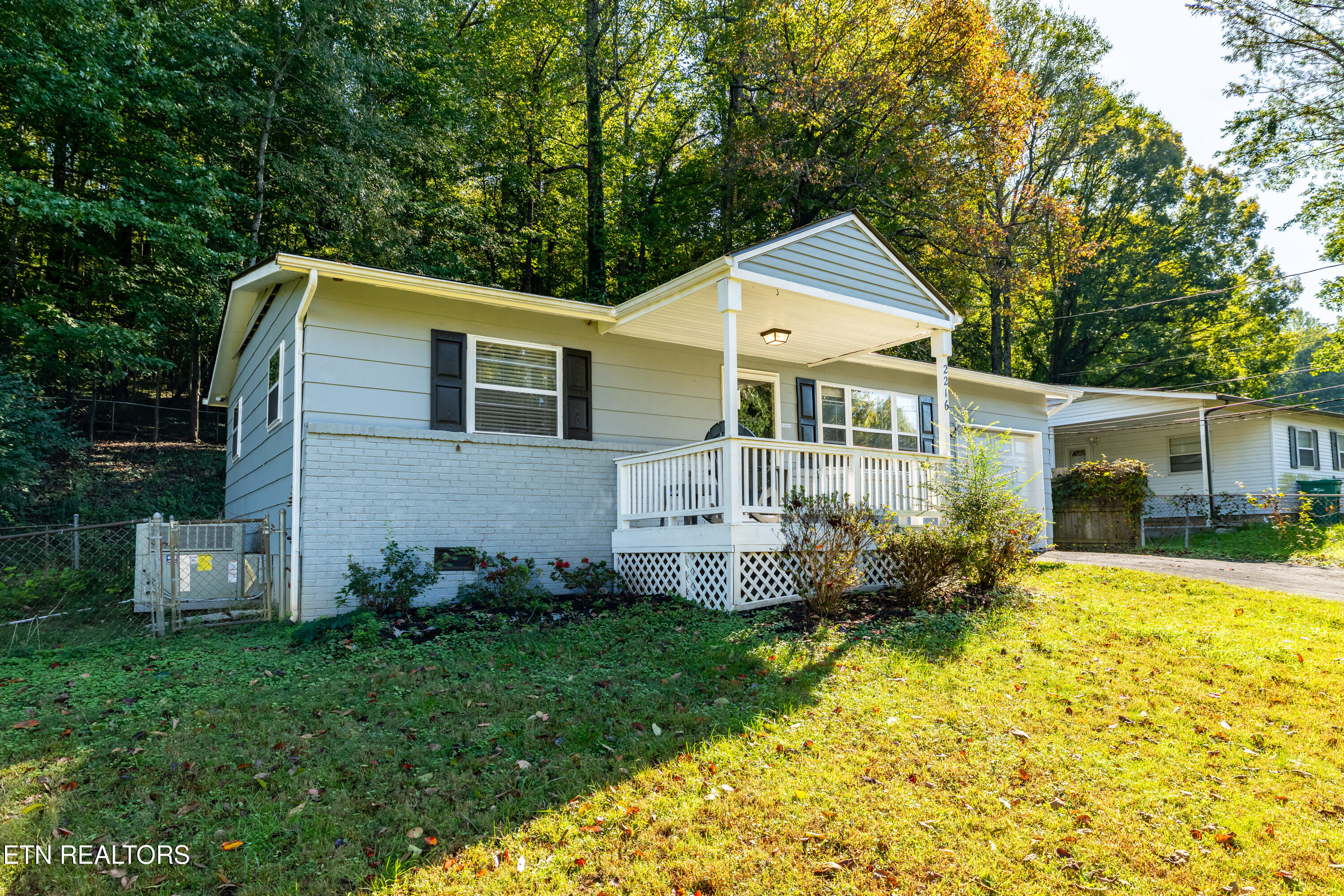 2216 Rifle Range Drive Knoxville TN 37918