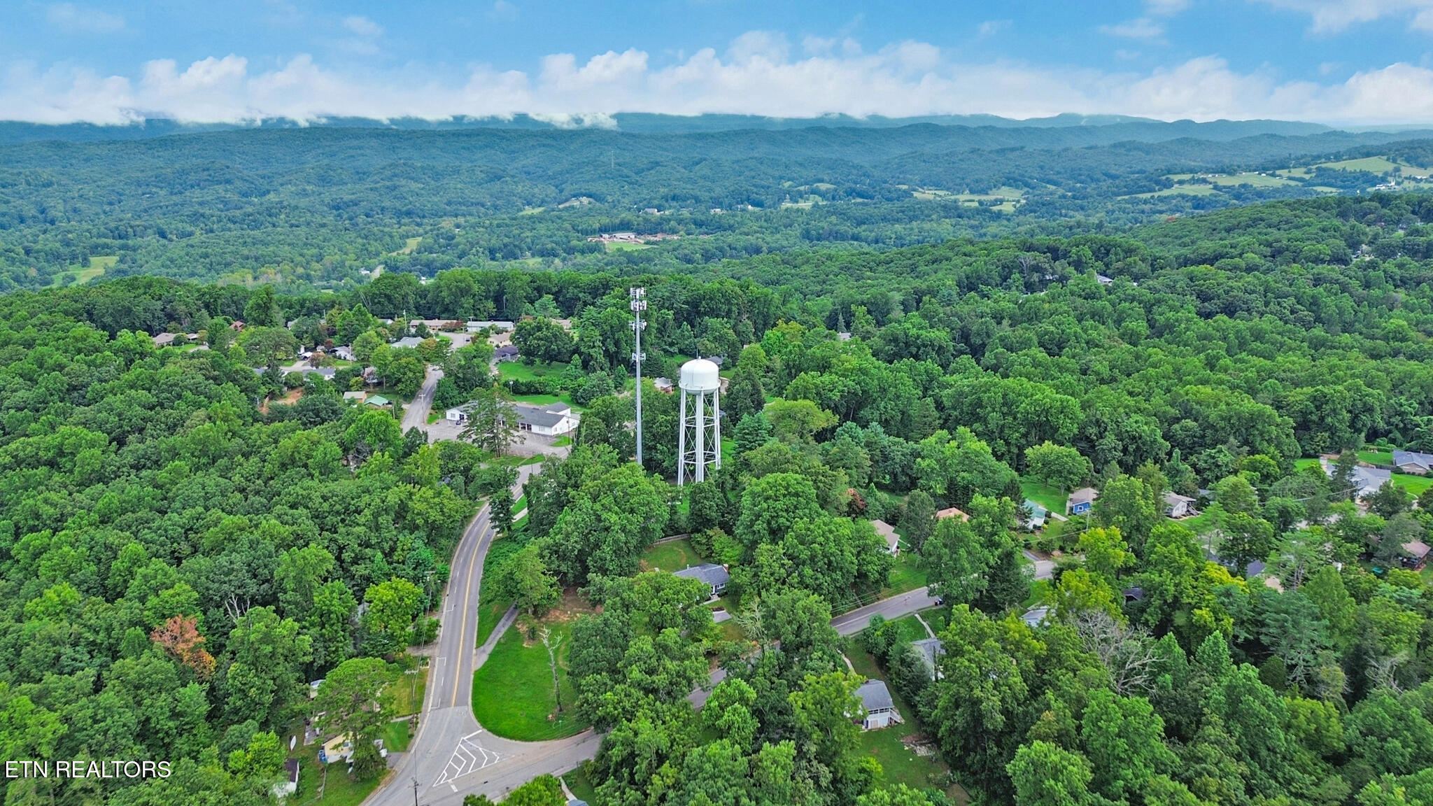 526 Delaware Avenue Oak Ridge TN 37830