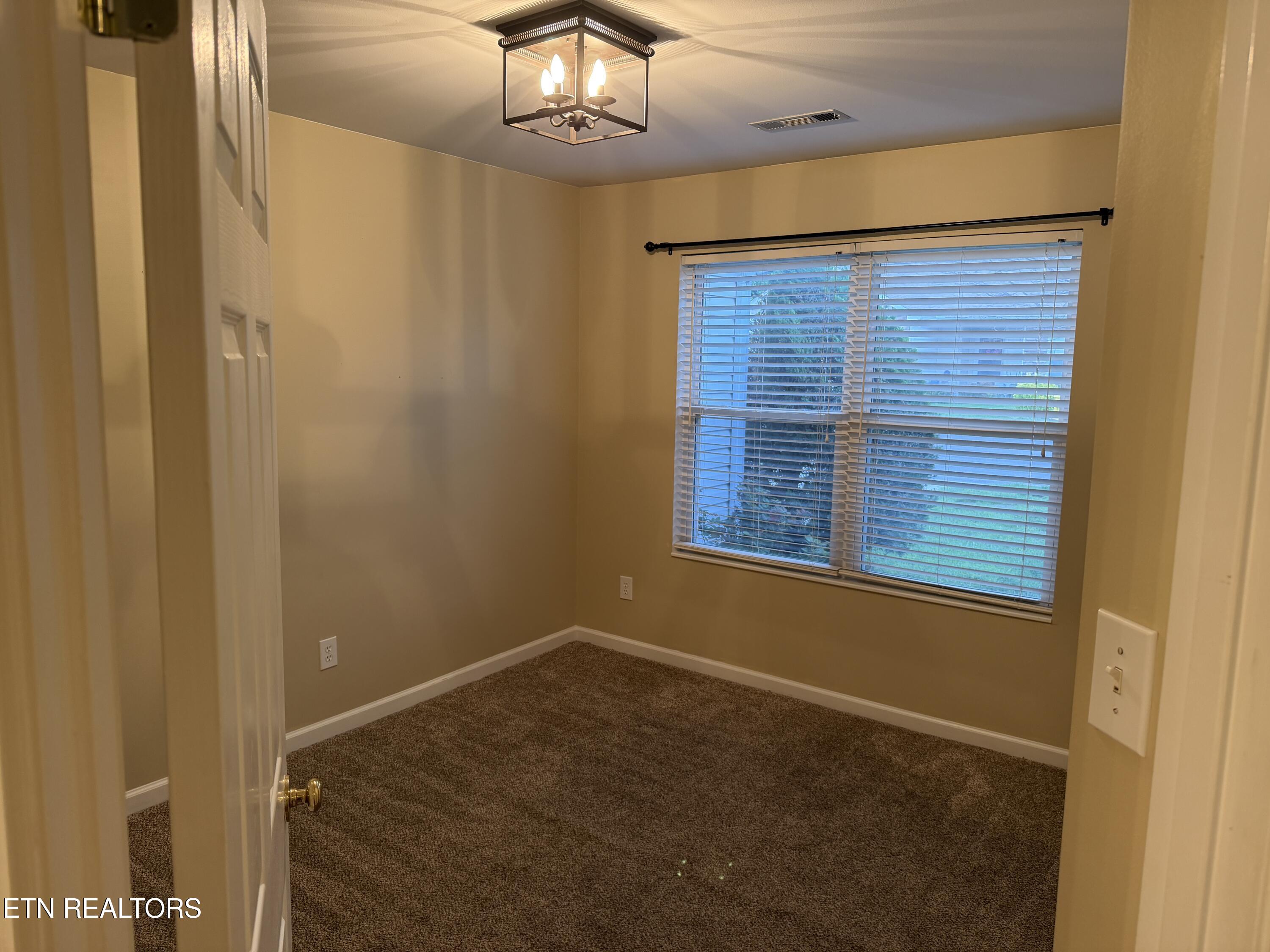 10005 Villa Ridge Way Knoxville TN 37932