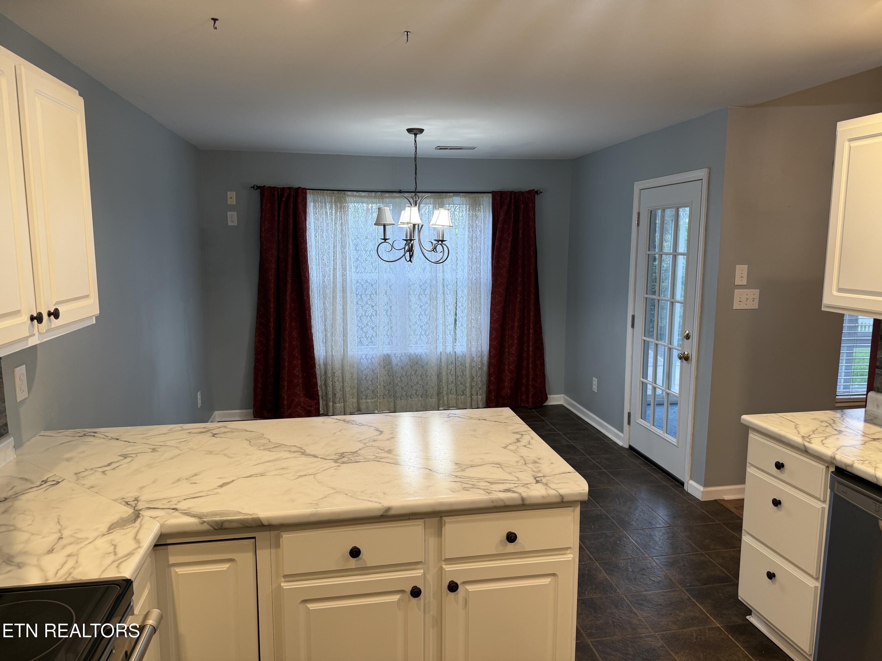 10005 Villa Ridge Way Knoxville TN 37932