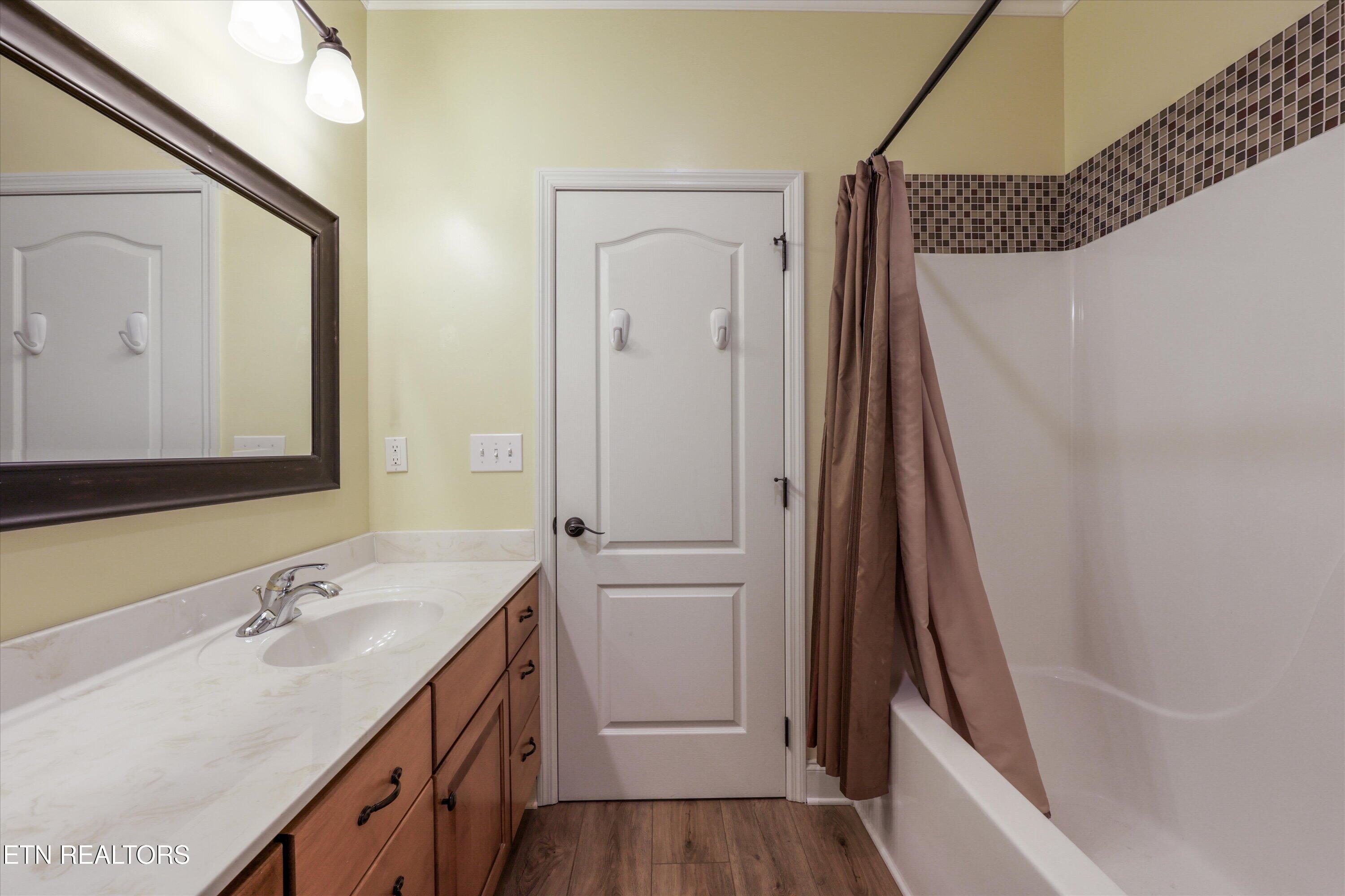 1697 Davis Ferry Road Loudon TN 37774