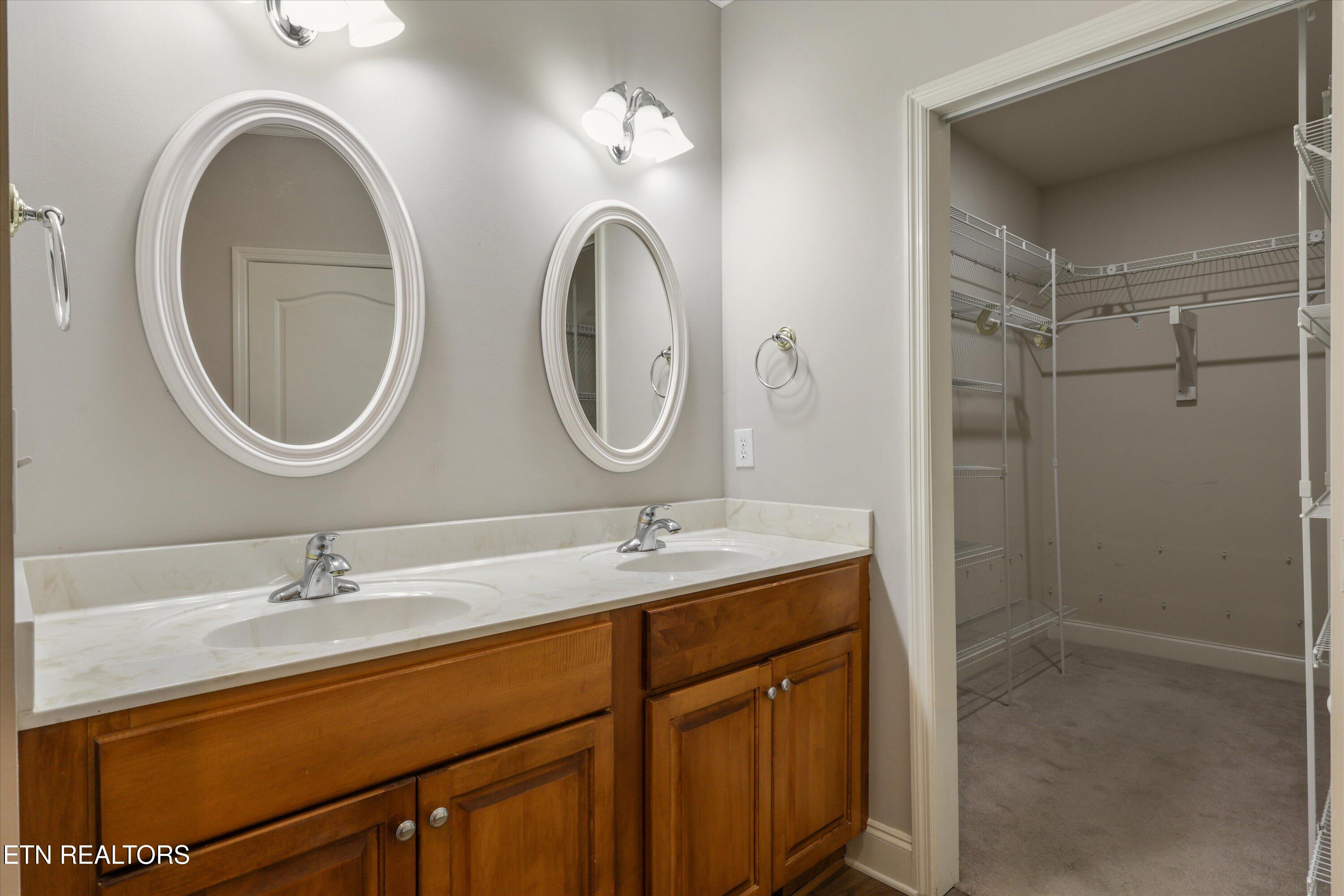 1697 Davis Ferry Road Loudon TN 37774