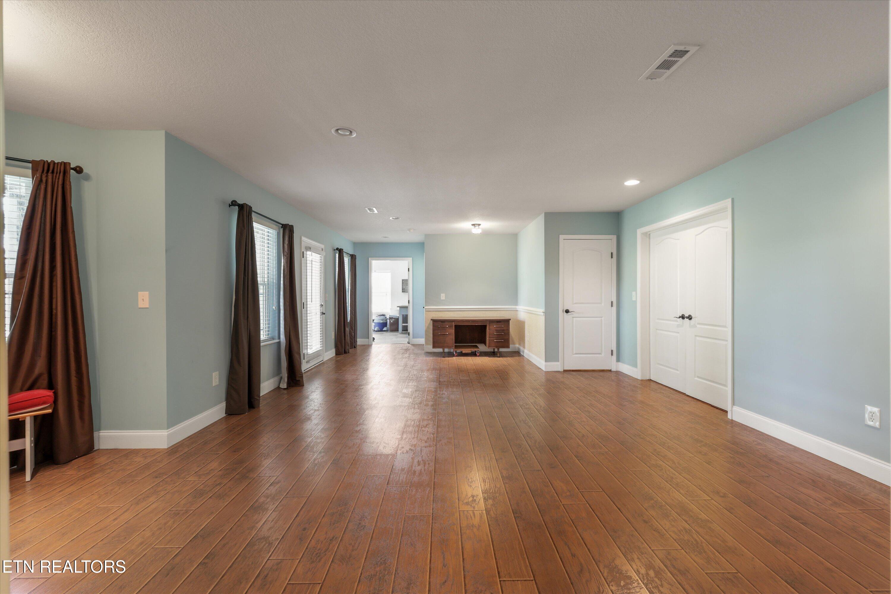 1697 Davis Ferry Road Loudon TN 37774