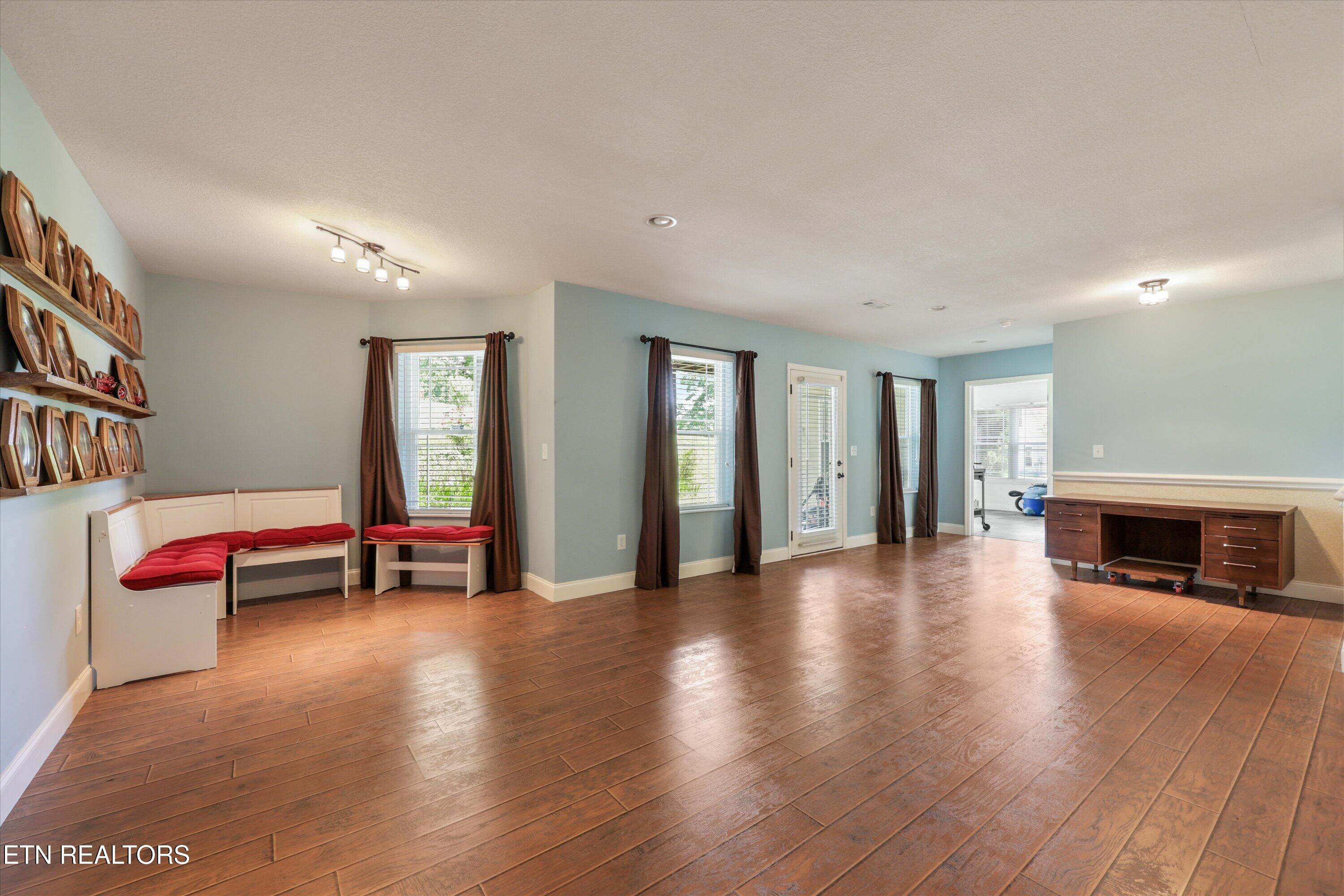 1697 Davis Ferry Road Loudon TN 37774