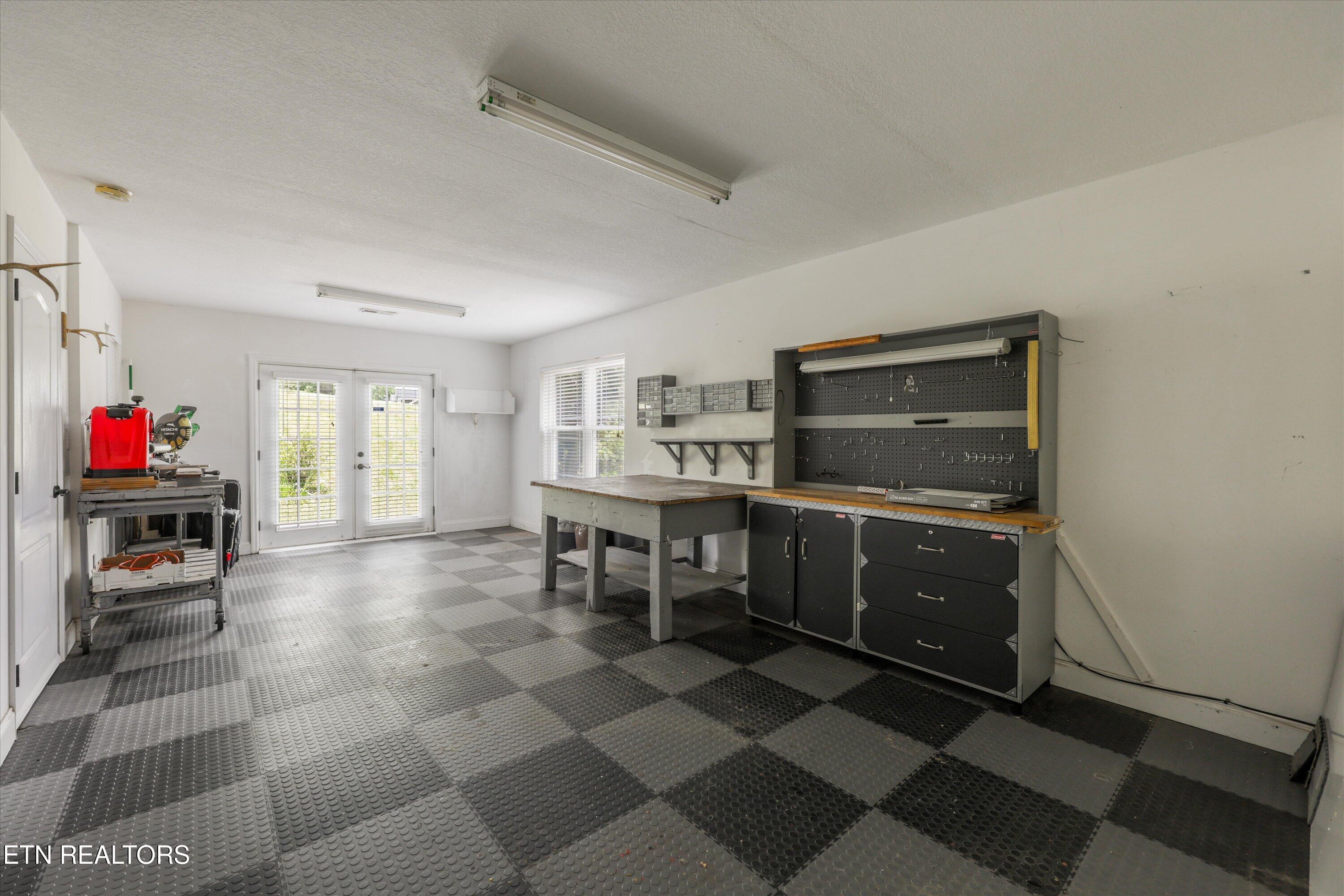 1697 Davis Ferry Road Loudon TN 37774