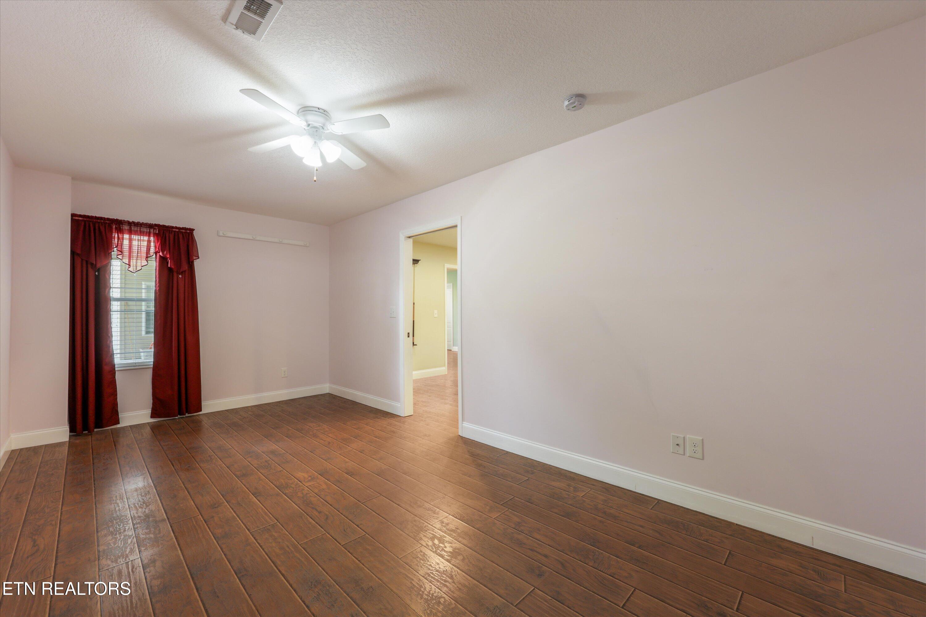 1697 Davis Ferry Road Loudon TN 37774