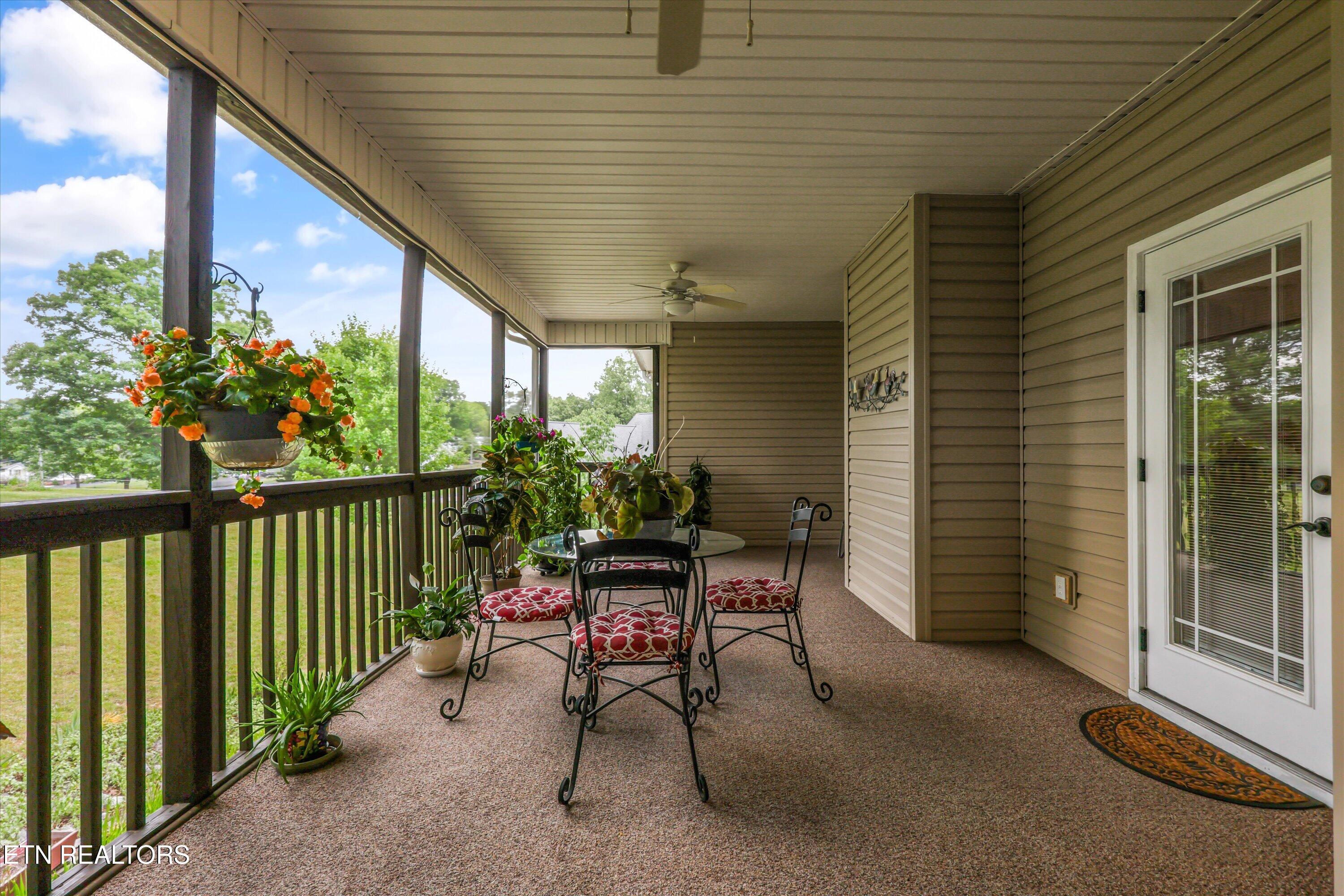 1697 Davis Ferry Road Loudon TN 37774