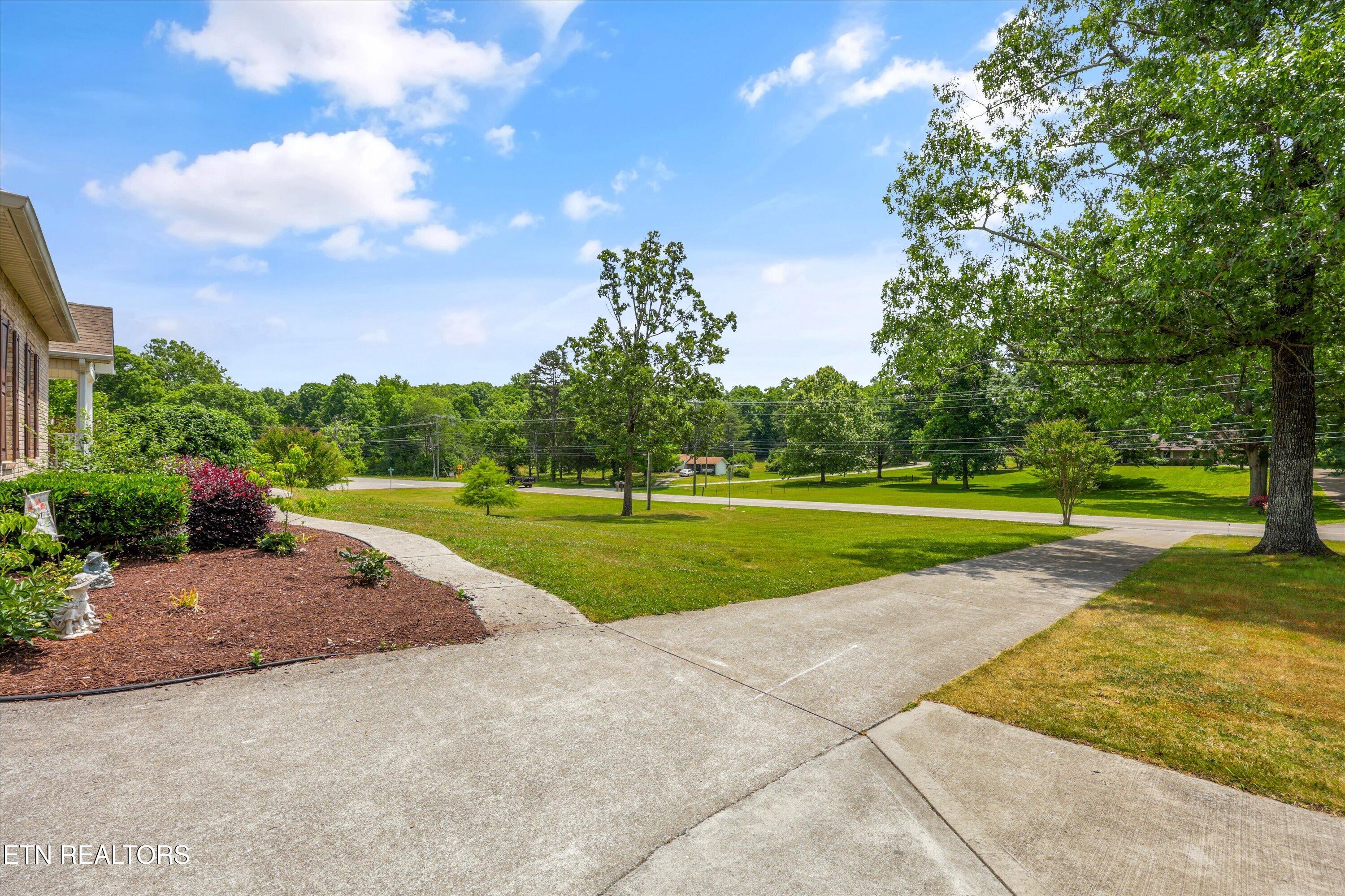 1697 Davis Ferry Road Loudon TN 37774
