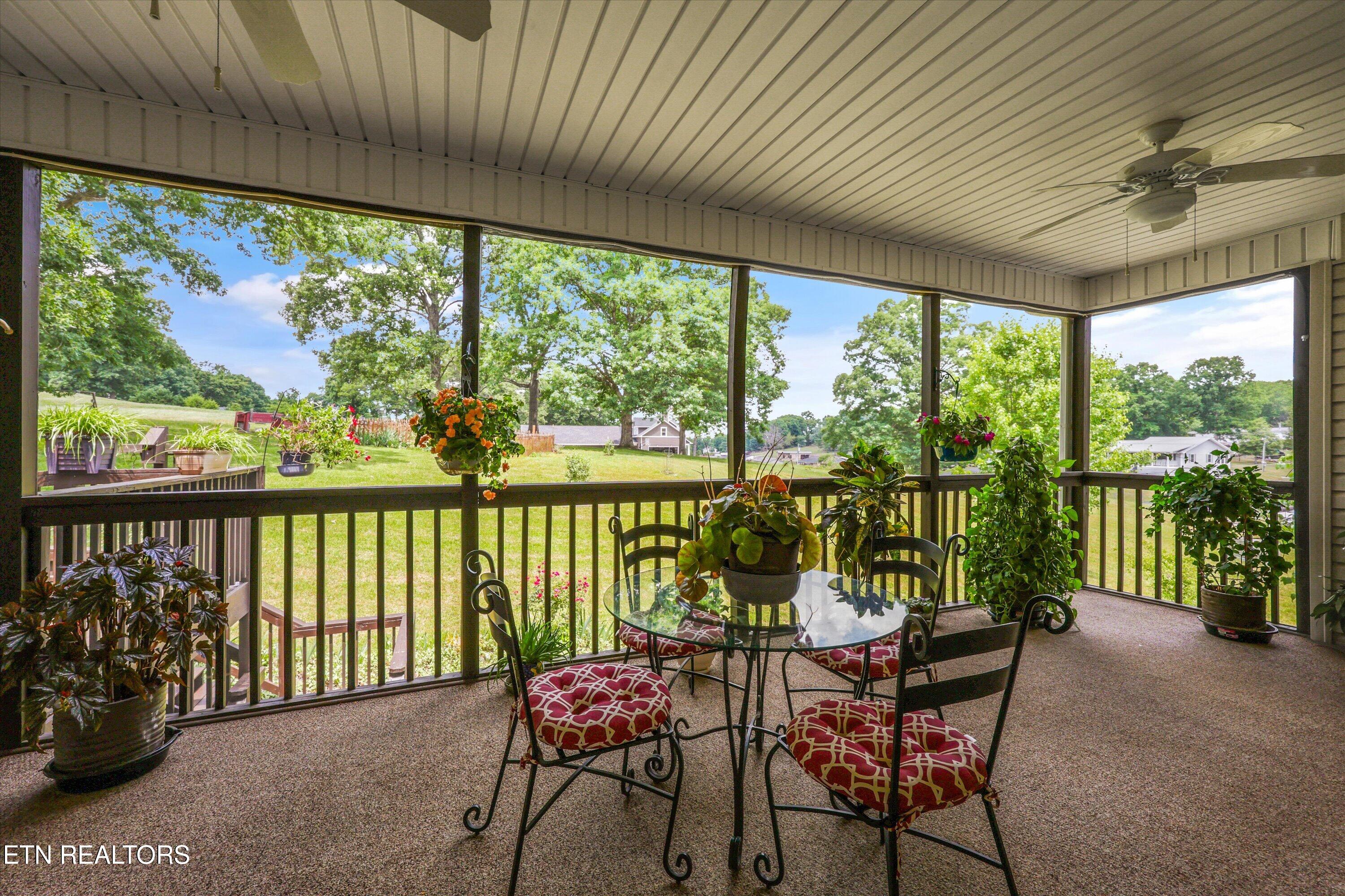1697 Davis Ferry Road Loudon TN 37774