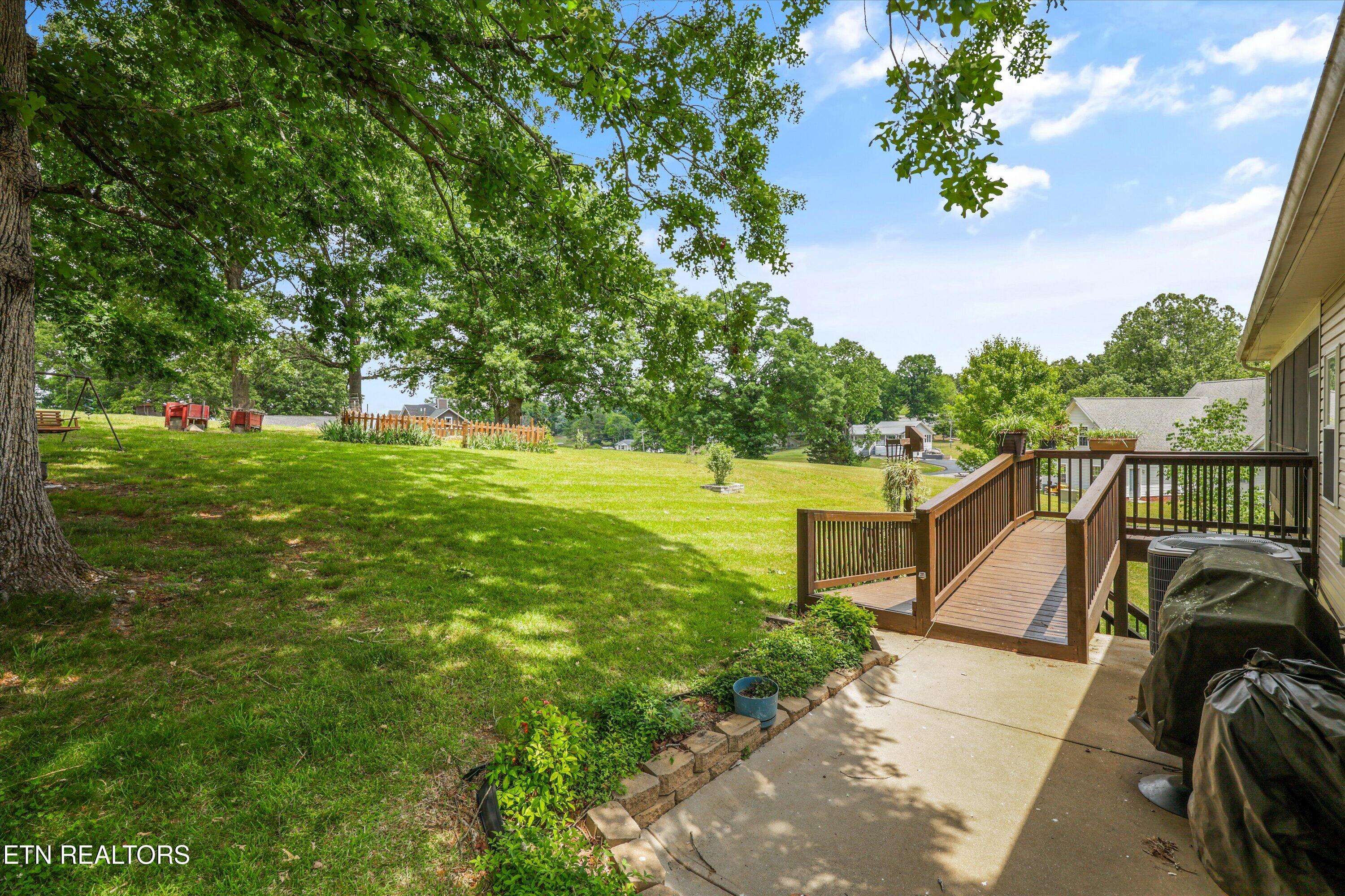1697 Davis Ferry Road Loudon TN 37774
