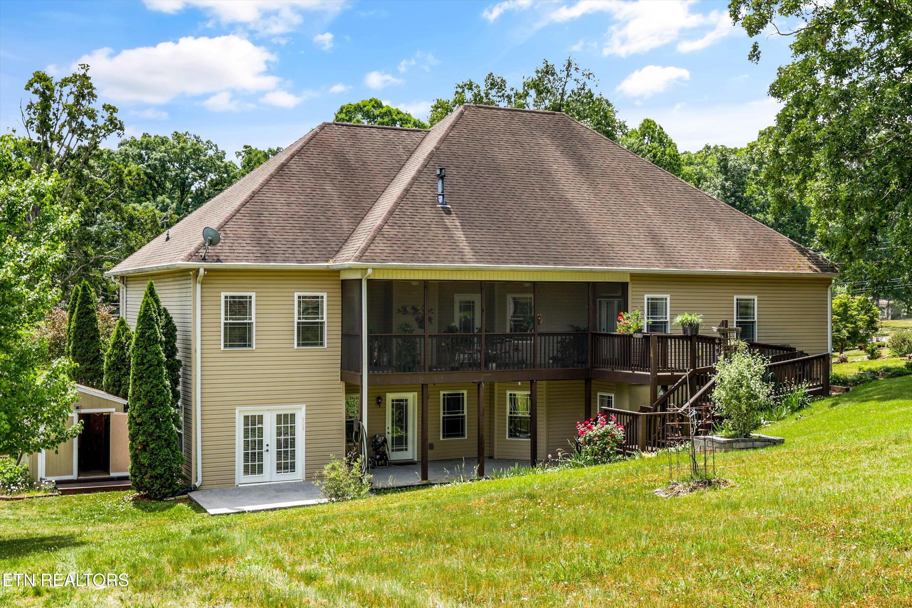 1697 Davis Ferry Road Loudon TN 37774