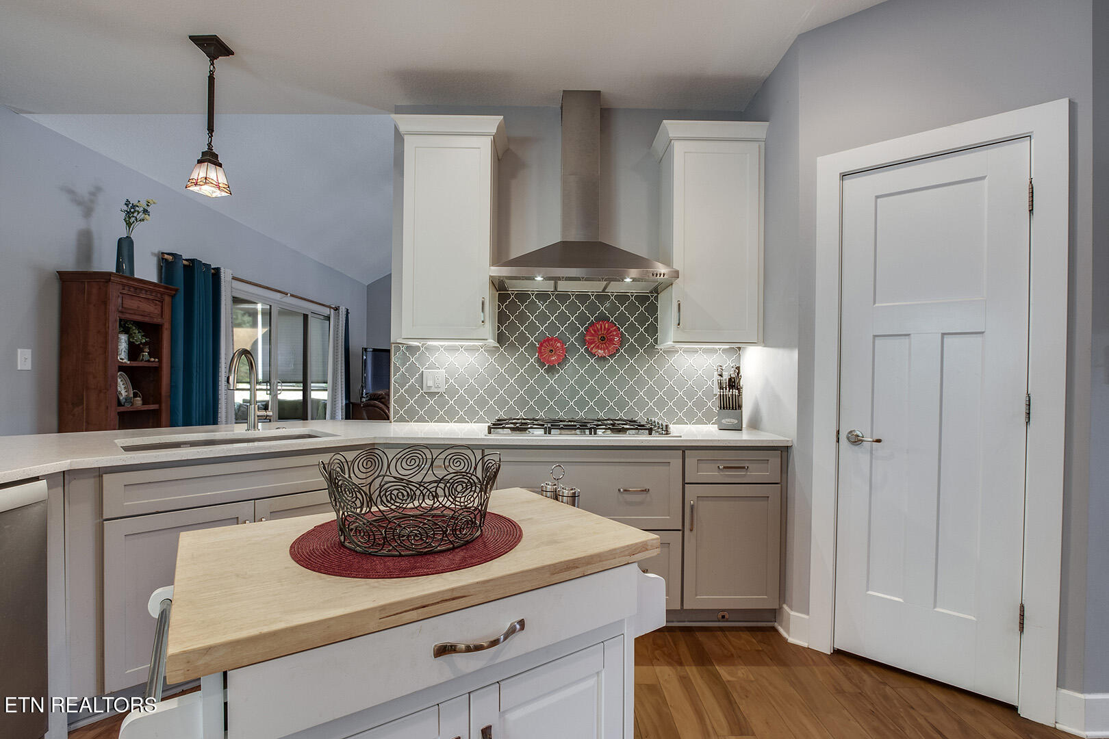 308 Saloli Lane Loudon TN 37774