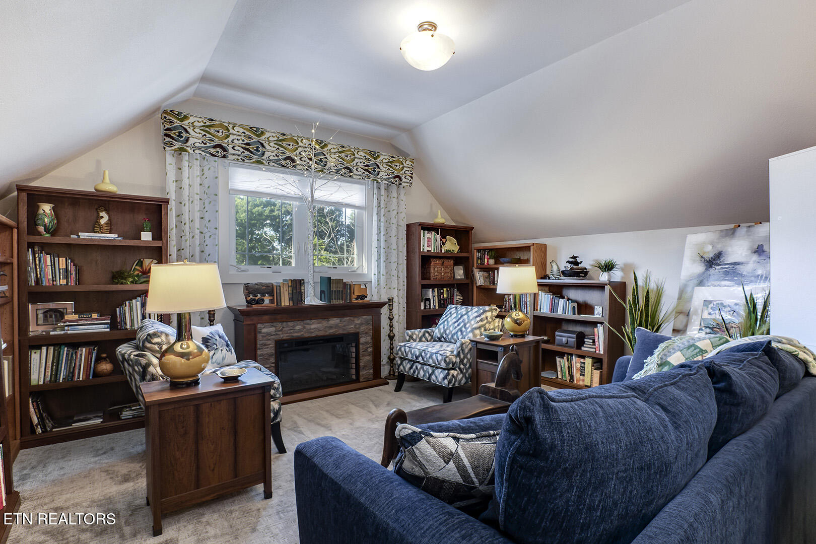 308 Saloli Lane Loudon TN 37774