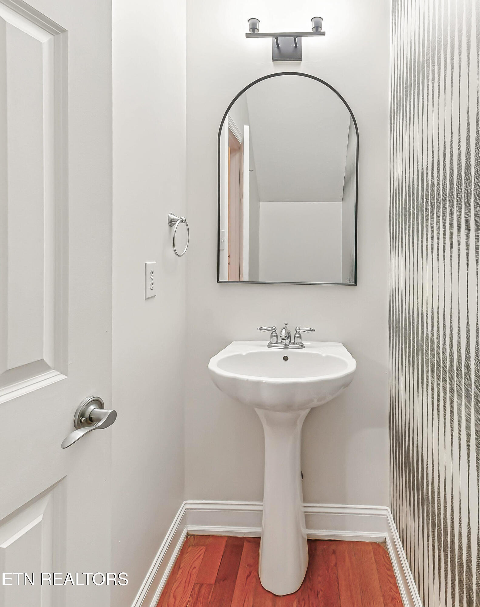 933 Gothic Manor Way Knoxville TN 37923