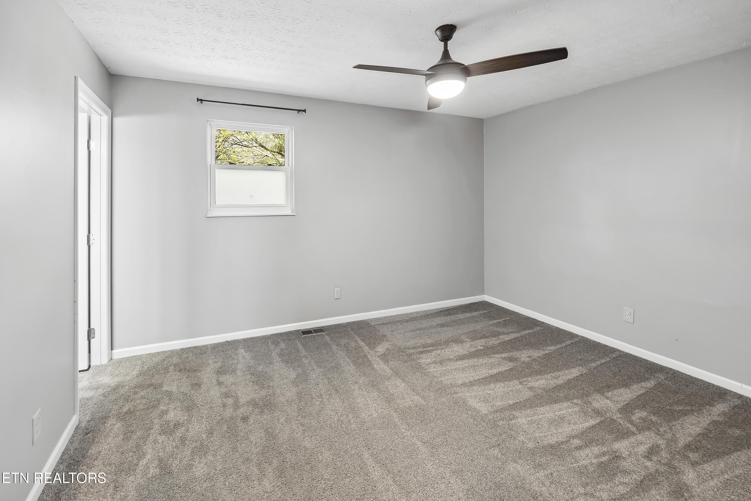 7525 Pinen Drive Knoxville TN 37938