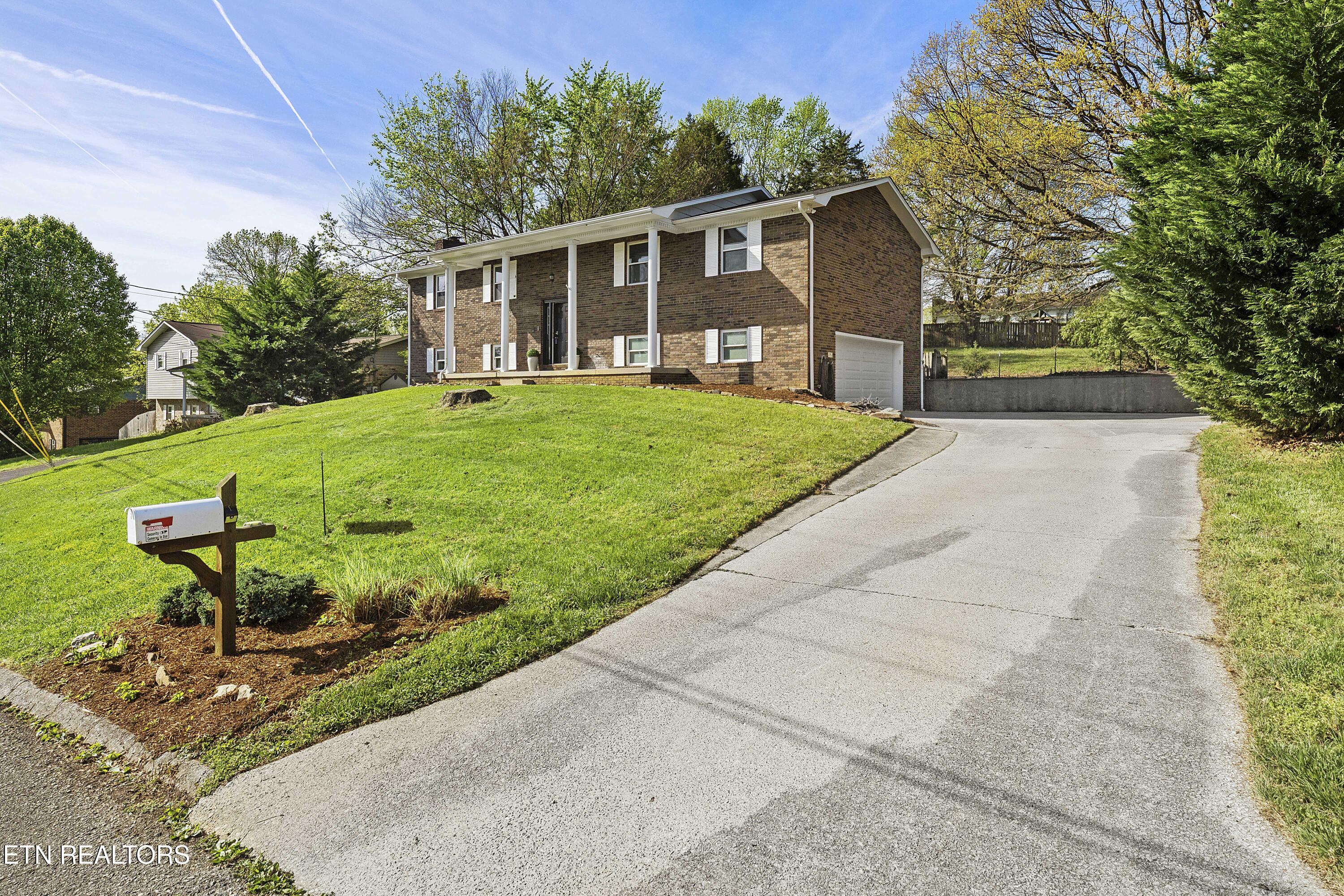 7525 Pinen Drive Knoxville TN 37938