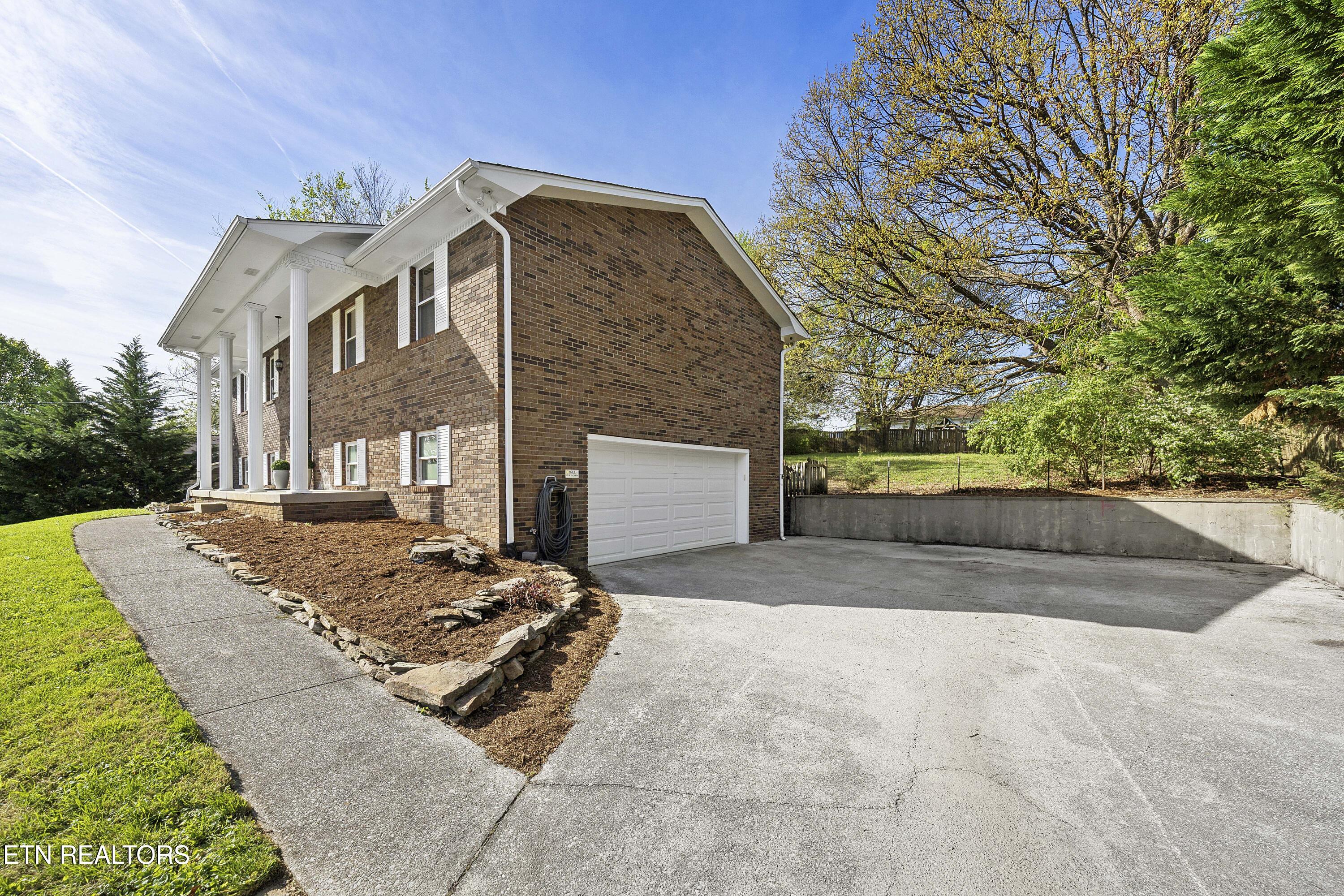 7525 Pinen Drive Knoxville TN 37938