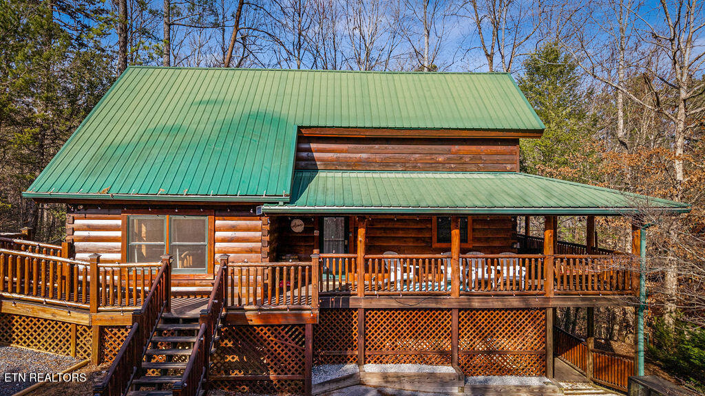 2955 Raven Fork Circle Sevierville TN 37876
