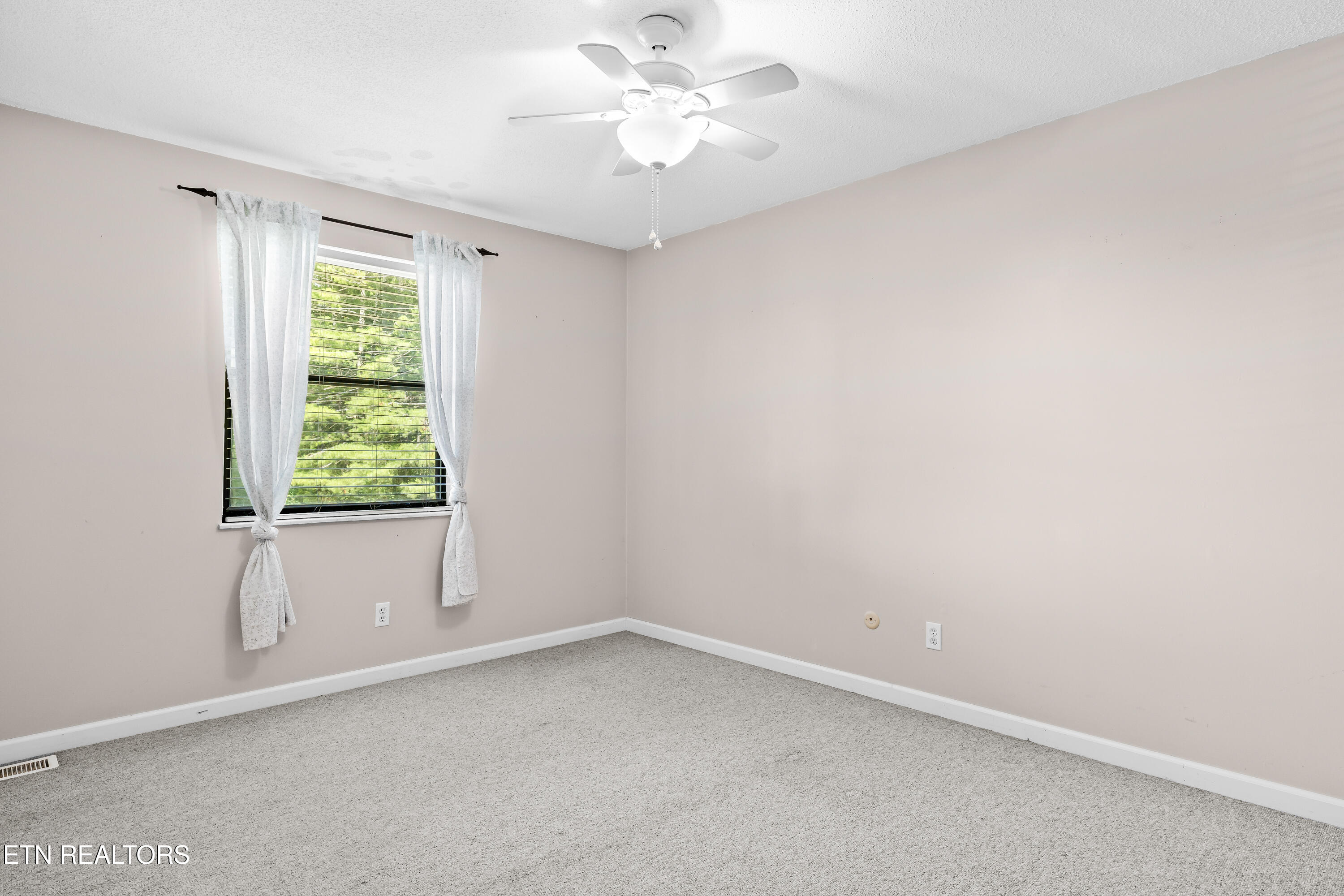 6704 Ottari Drive Knoxville TN 37918
