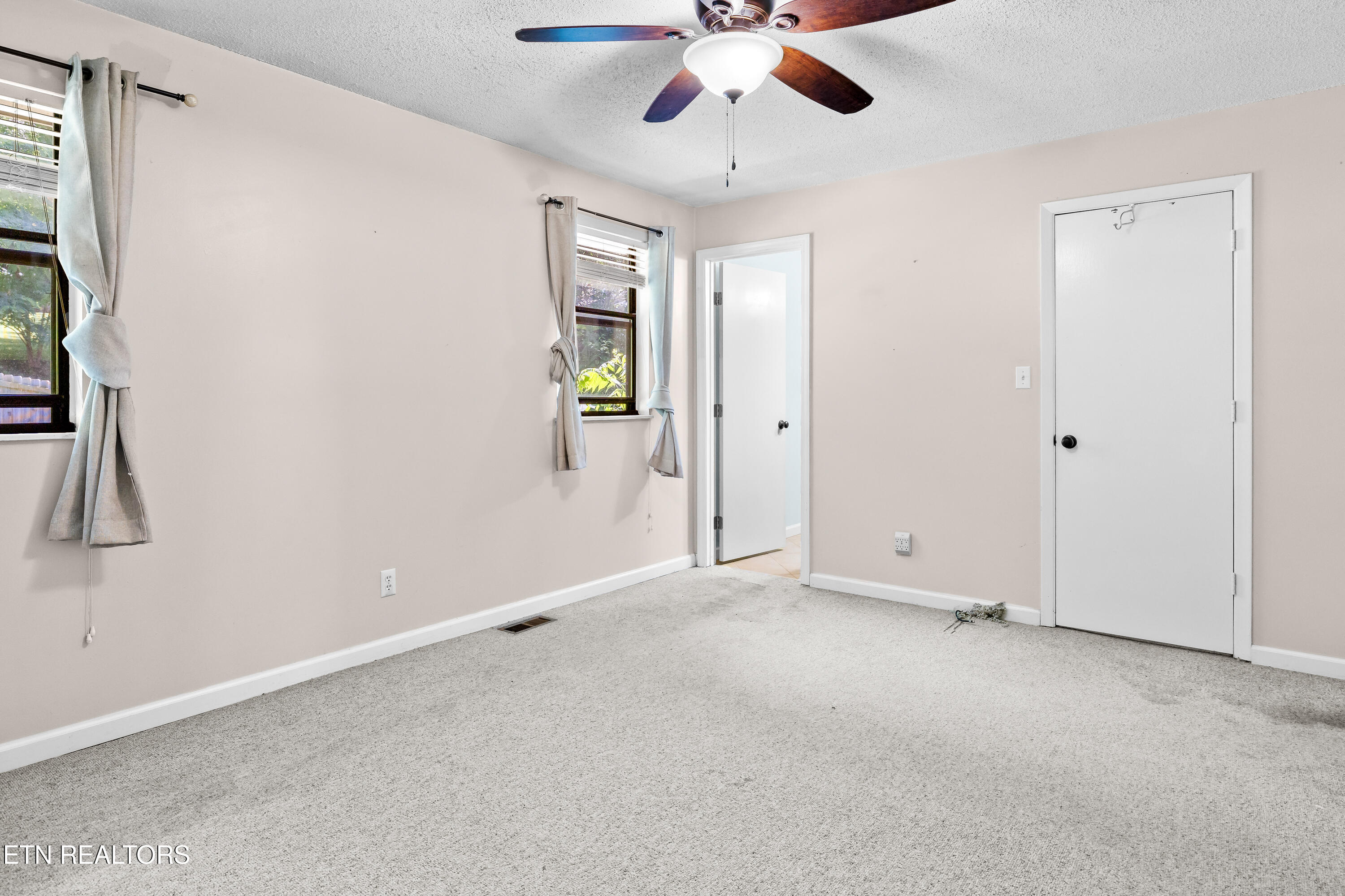 6704 Ottari Drive Knoxville TN 37918