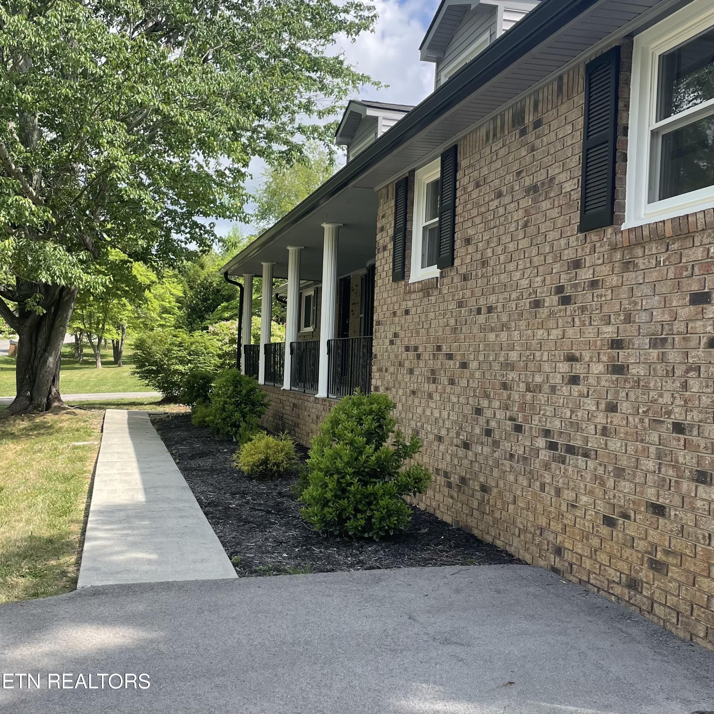 2158 Williamsburg Circle Cookeville TN 38506