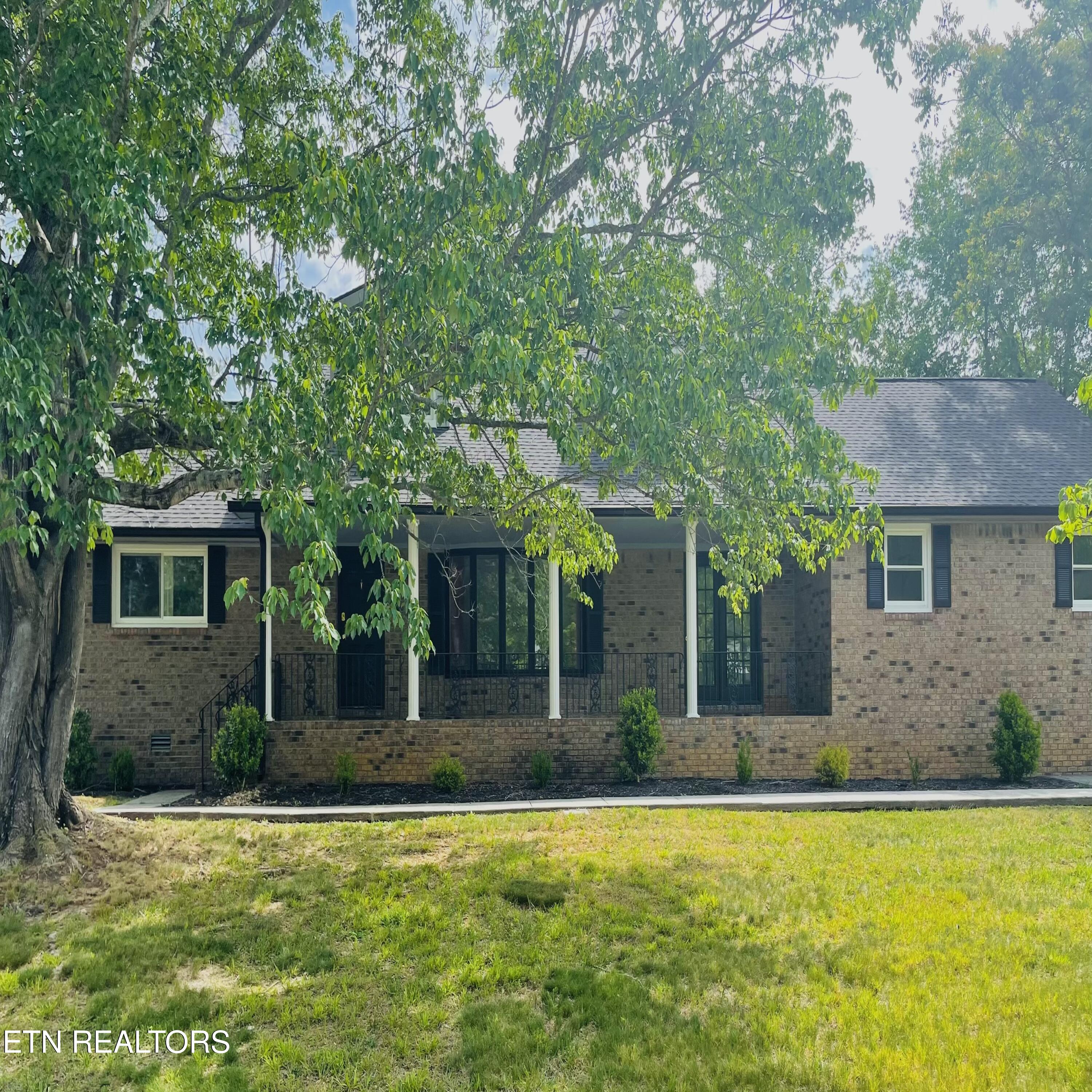 2158 Williamsburg Circle Cookeville TN 38506
