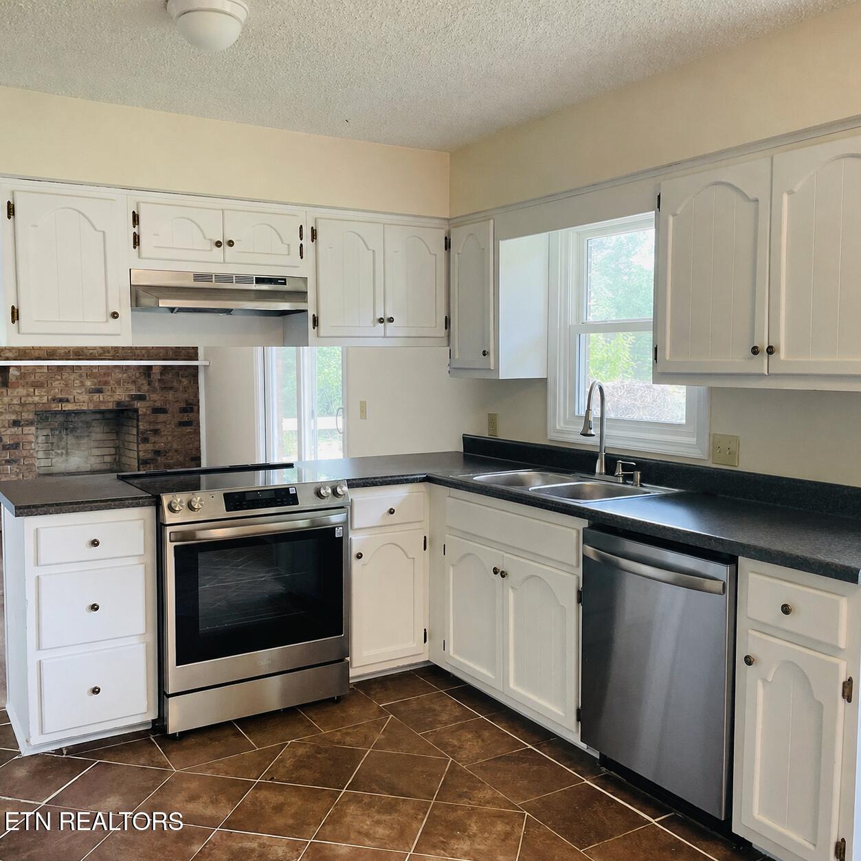 2158 Williamsburg Circle Cookeville TN 38506